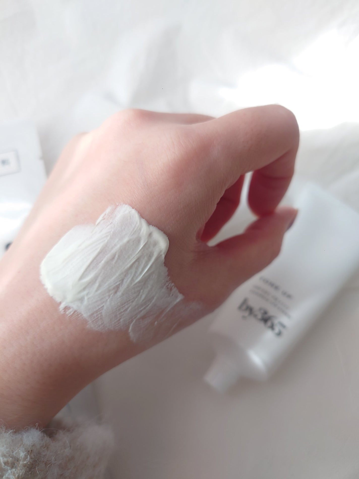 by365 パウダリーUVクリーム トーンアップ/ナリスアップ/日焼け止め・UVケアを使ったクチコミ(4枚目)