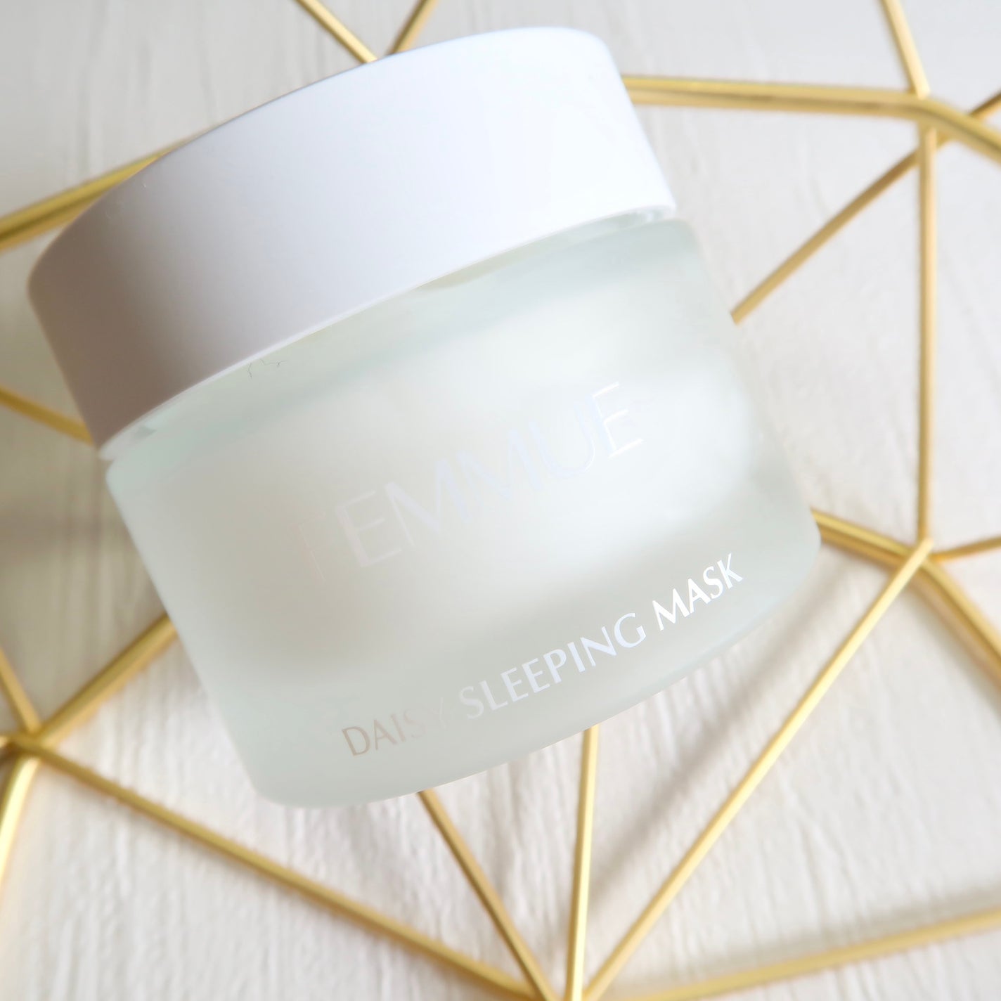 ローズウォーター スリーピングマスク/FEMMUE/フェイスクリームを使ったクチコミ(3枚目)