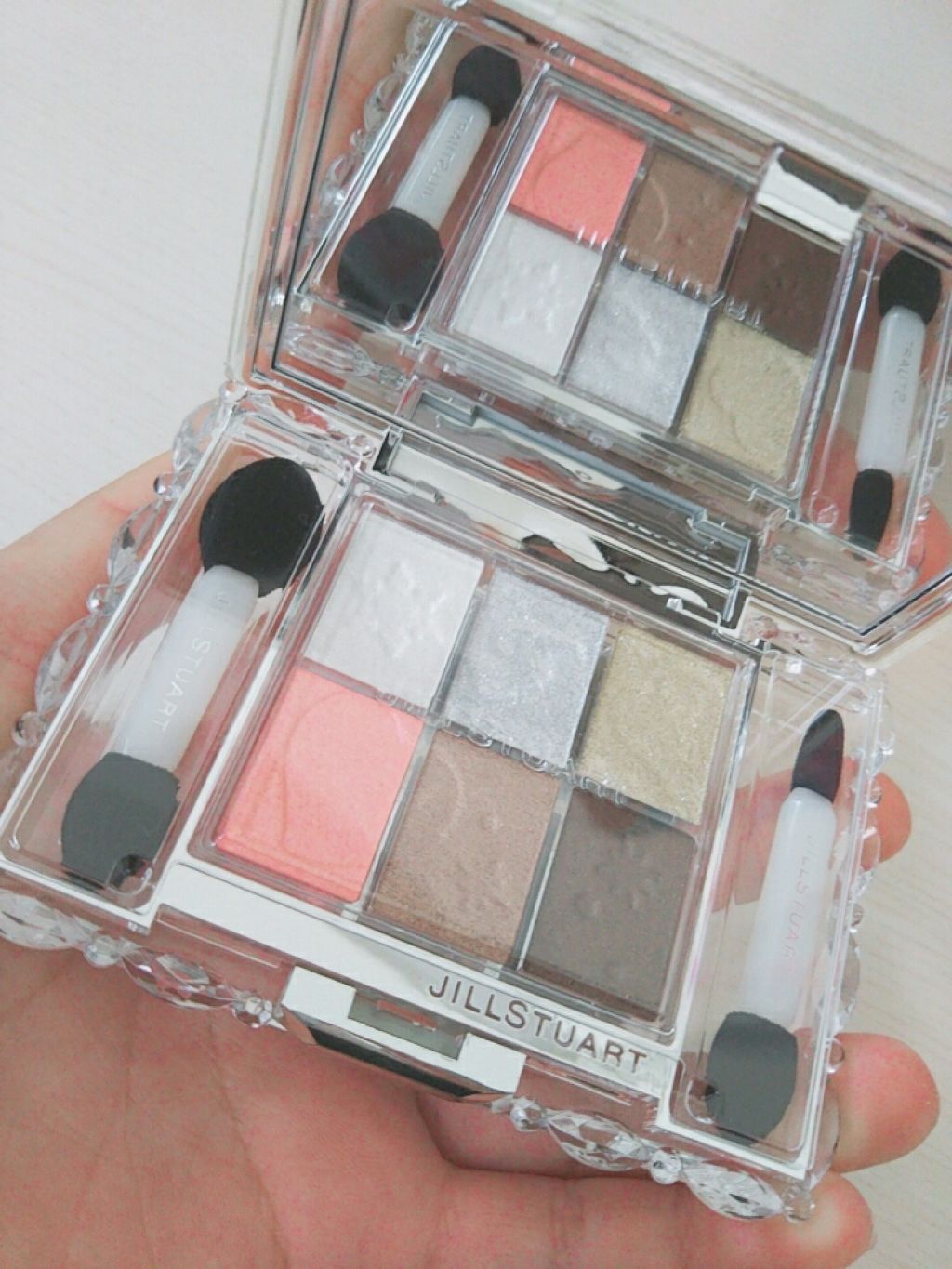 スノーイーラブドロップ アイズ/JILL STUART/アイシャドウパレットを使ったクチコミ（2枚目）