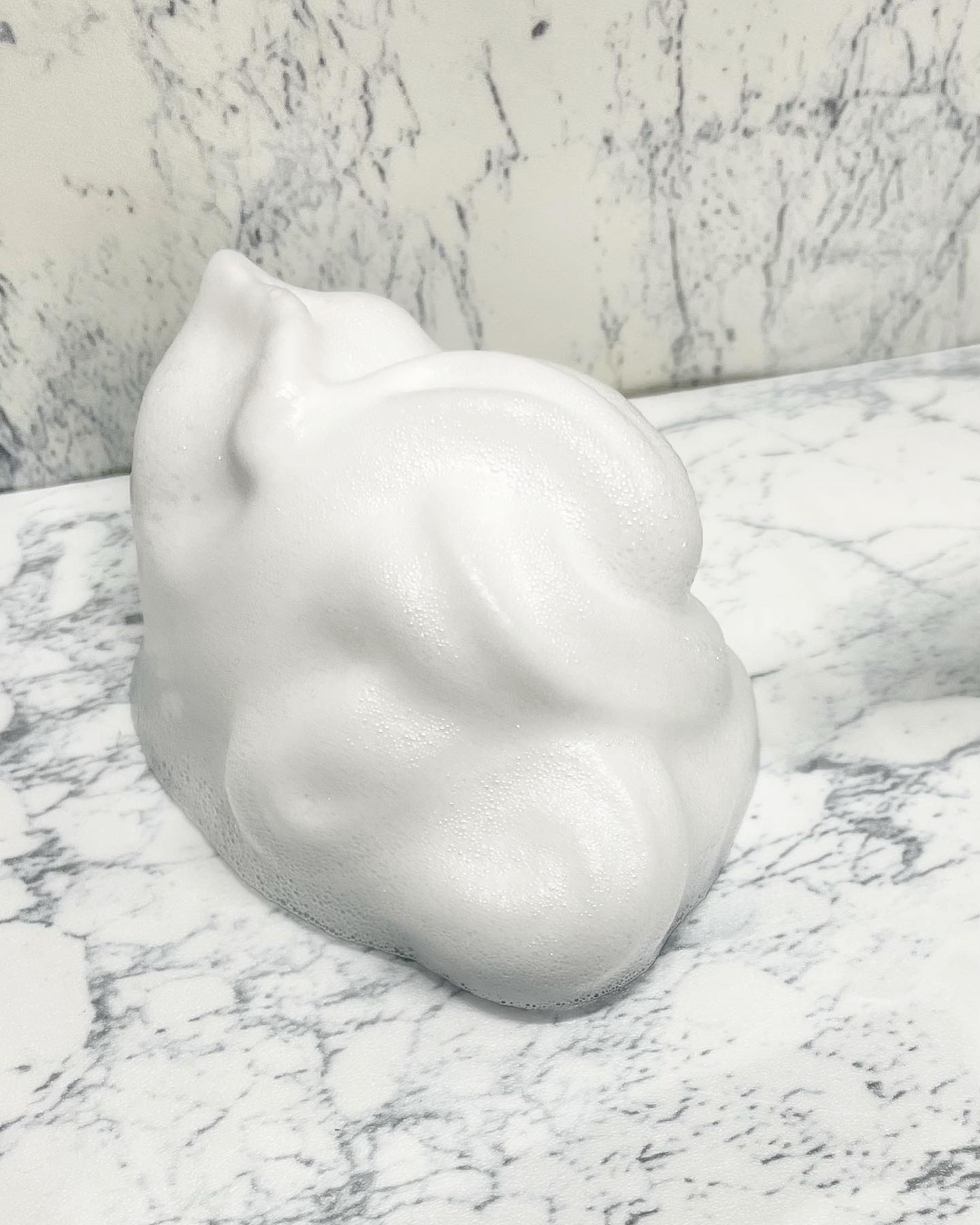 ビオレu ザ ボディ 泡タイプ モイスチャースムース/ビオレu/ボディソープを使ったクチコミ（2枚目）