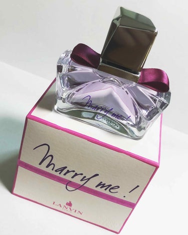 LANVIN  marry me！

まず見た目がめちゃくちゃかわいい💜
リボン可愛すぎる🎀
飾ってるだけでテンション上がります💕

匂いは紅茶にお花を混ぜたような、大人っぽい香りです。💠
どんなんなね