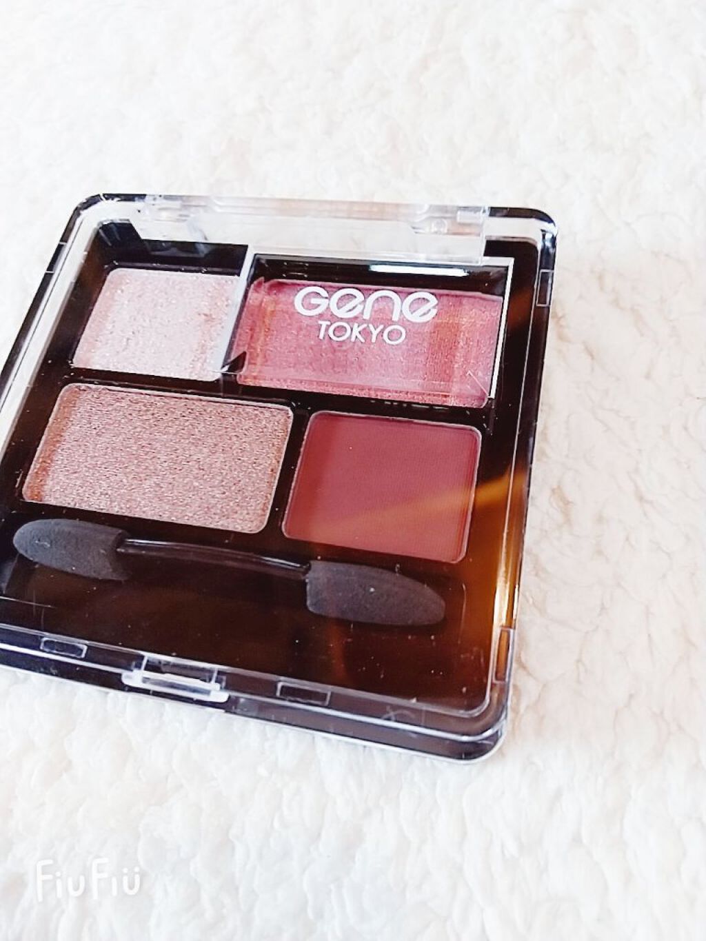 GENE TOKYO リラクシーアイシャドウ/DAISO/アイシャドウパレットを使ったクチコミ(5枚目)
