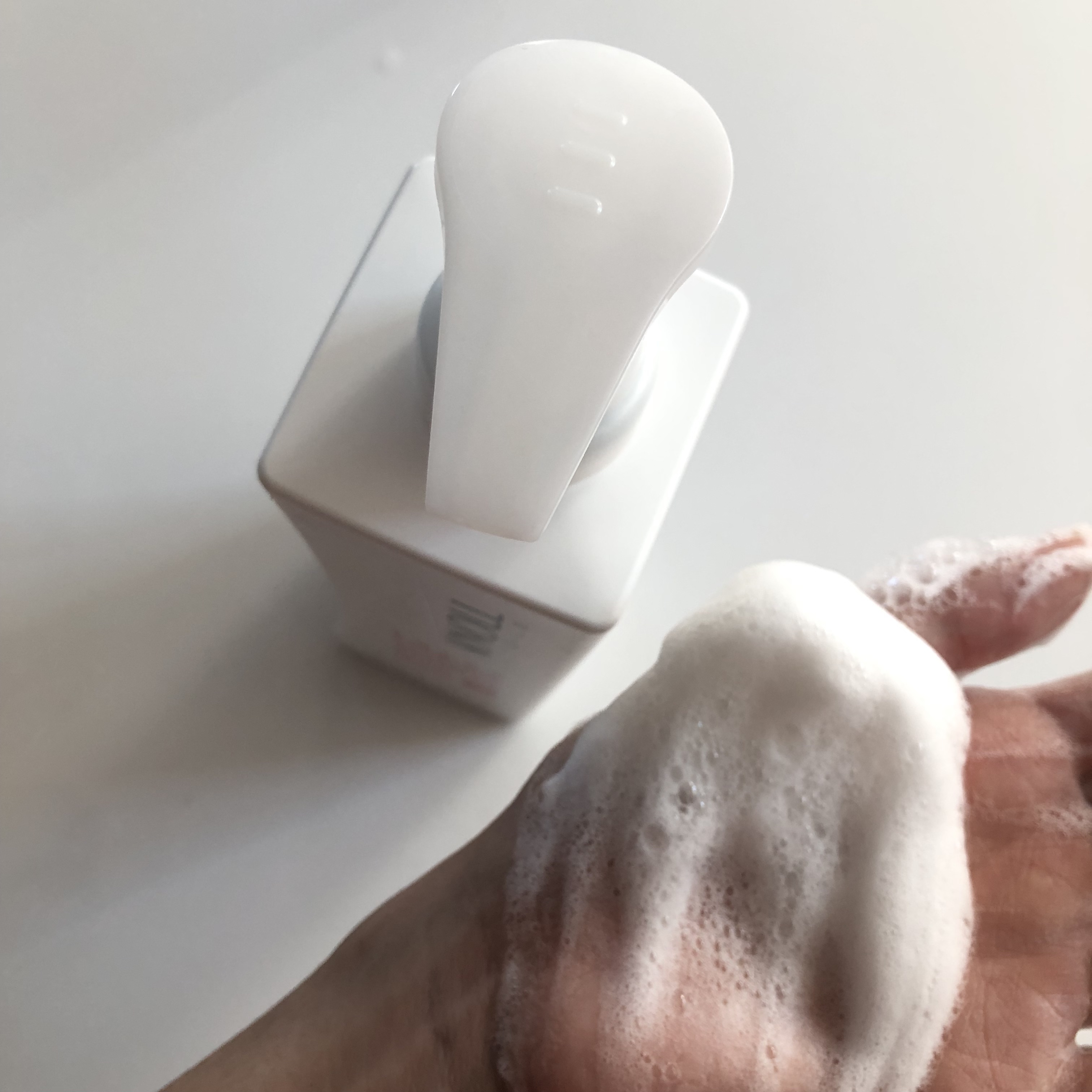 カラーコントロール シャンプー W/コンディショナー W/スティーブンノル ニューヨーク/市販シャンプーを使ったクチコミ（3枚目）