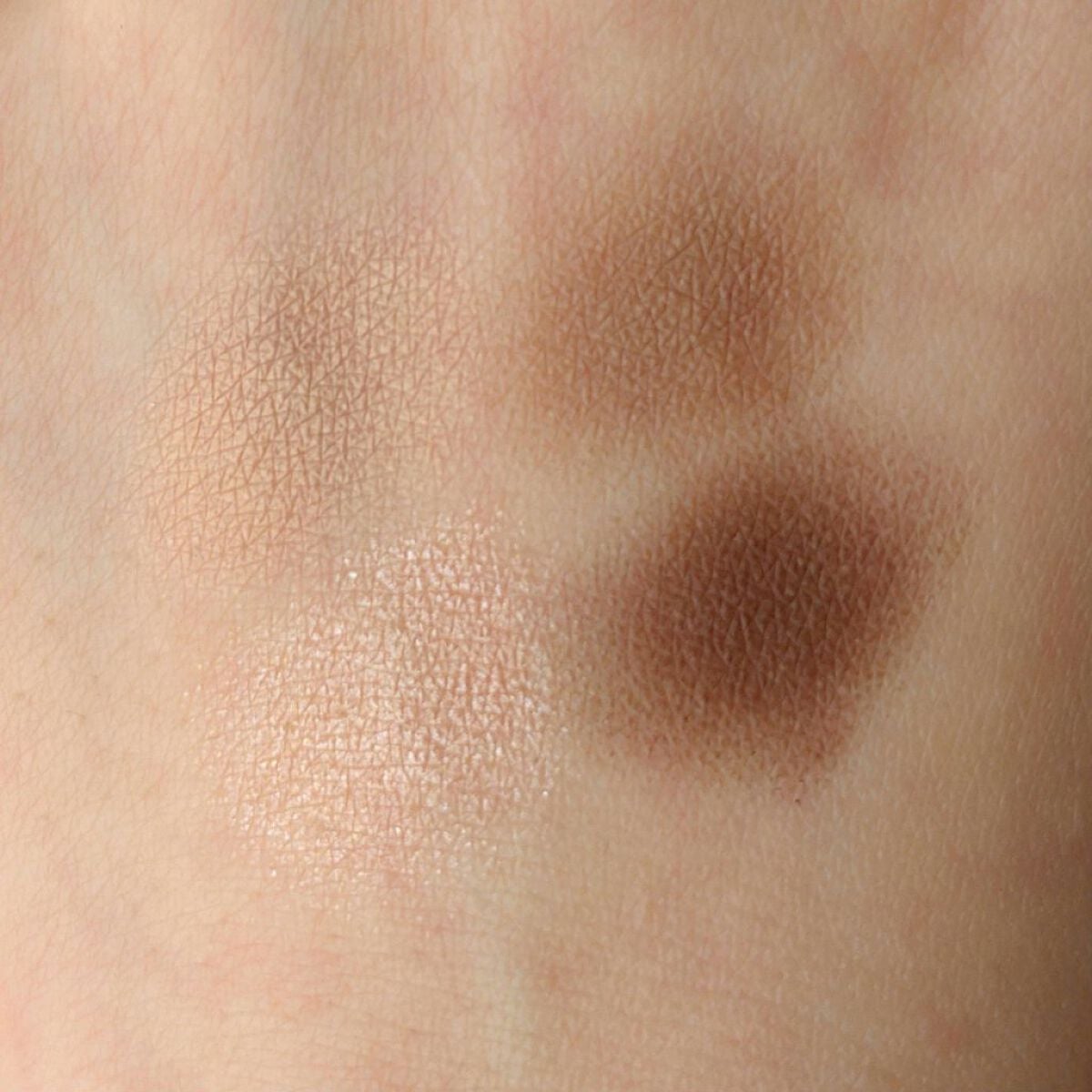 レ キャトル オンブル ツイード/CHANEL/アイシャドウパレットを使ったクチコミ(3枚目)