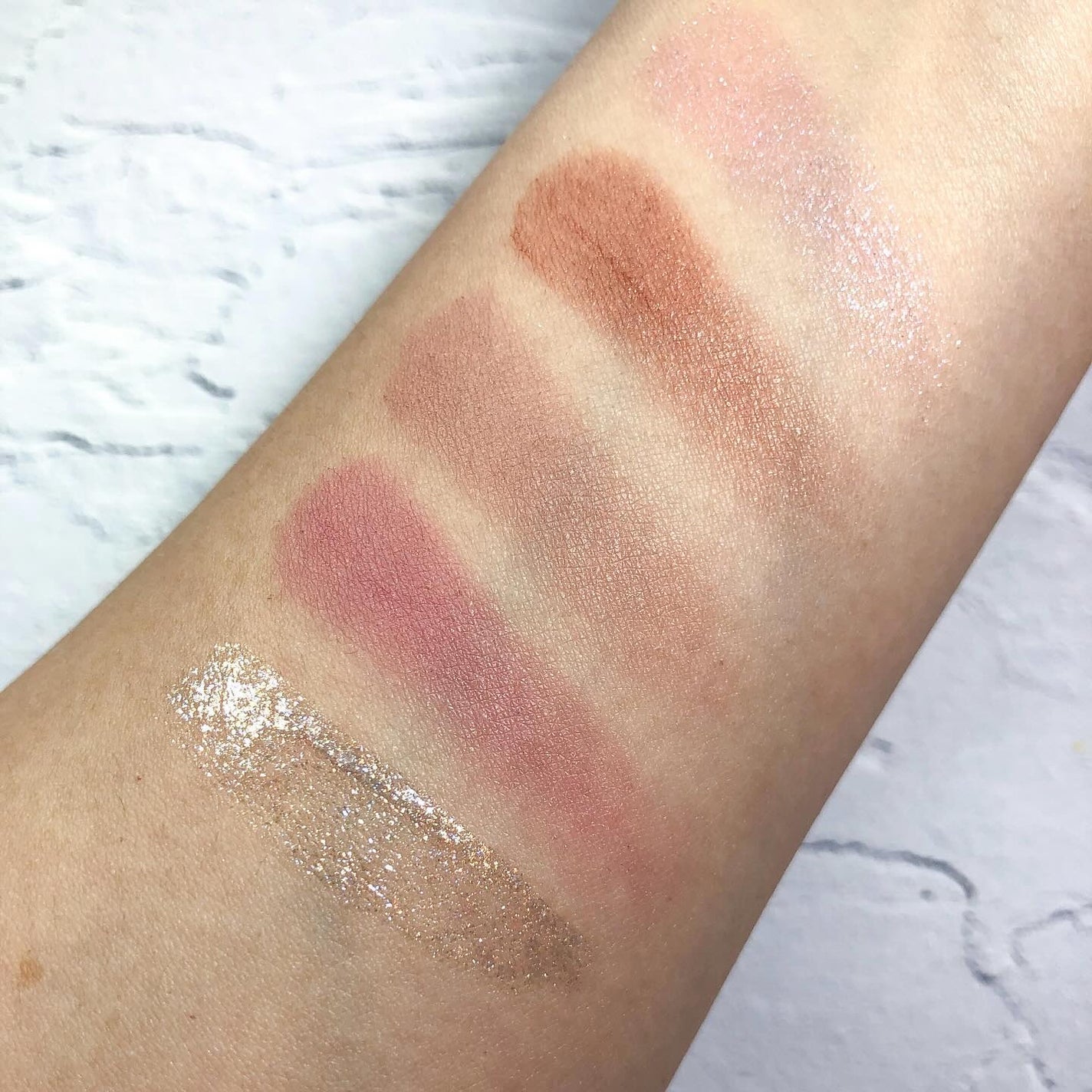 kuu on LIPS 「✯୨୧┈┈┈┈┈┈┈┈┈┈┈┈୨୧to/onのコフレは今年の大..」(5枚目)