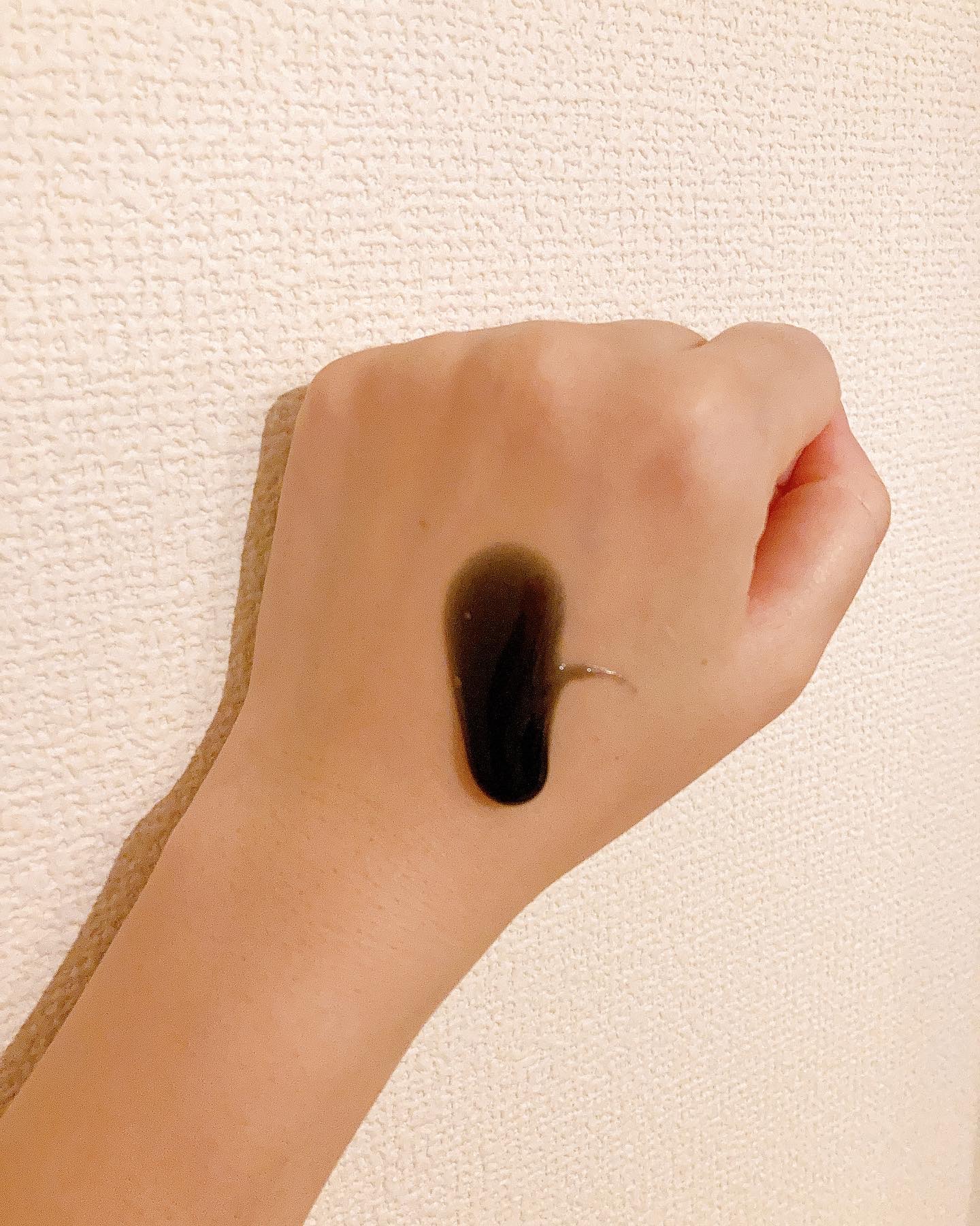 ブラックジェルクレンジング/.akaran/クレンジングジェルを使ったクチコミ（2枚目）