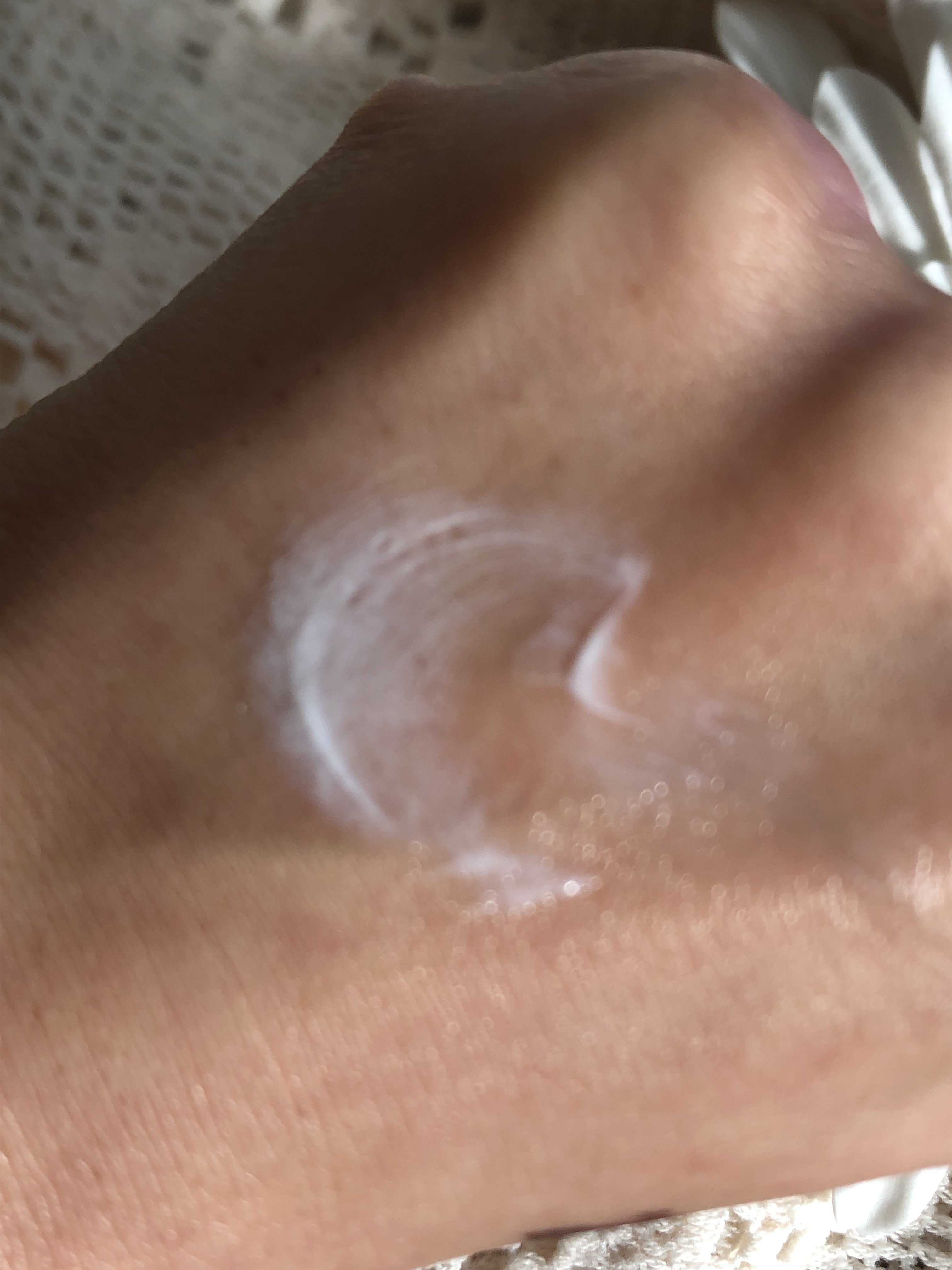 リンクルアイクリーム N/なめらか本舗/アイケア・アイクリームを使ったクチコミ（2枚目）