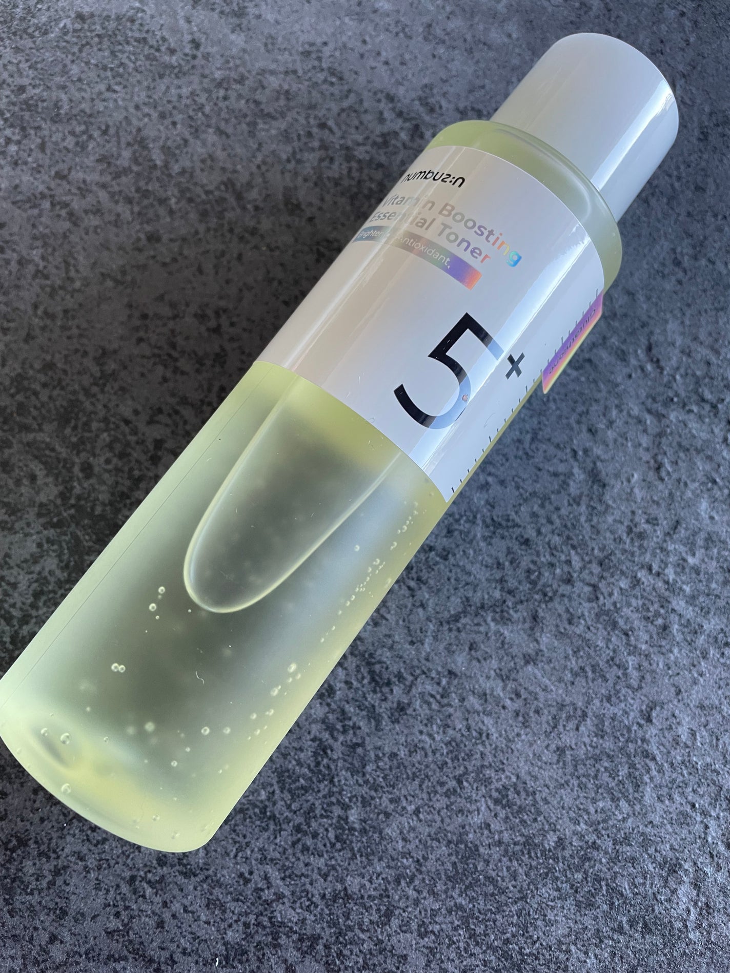 5番 白玉グルタチオンCエッセンシャルトナー/numbuzin/化粧水を使ったクチコミ(2枚目)