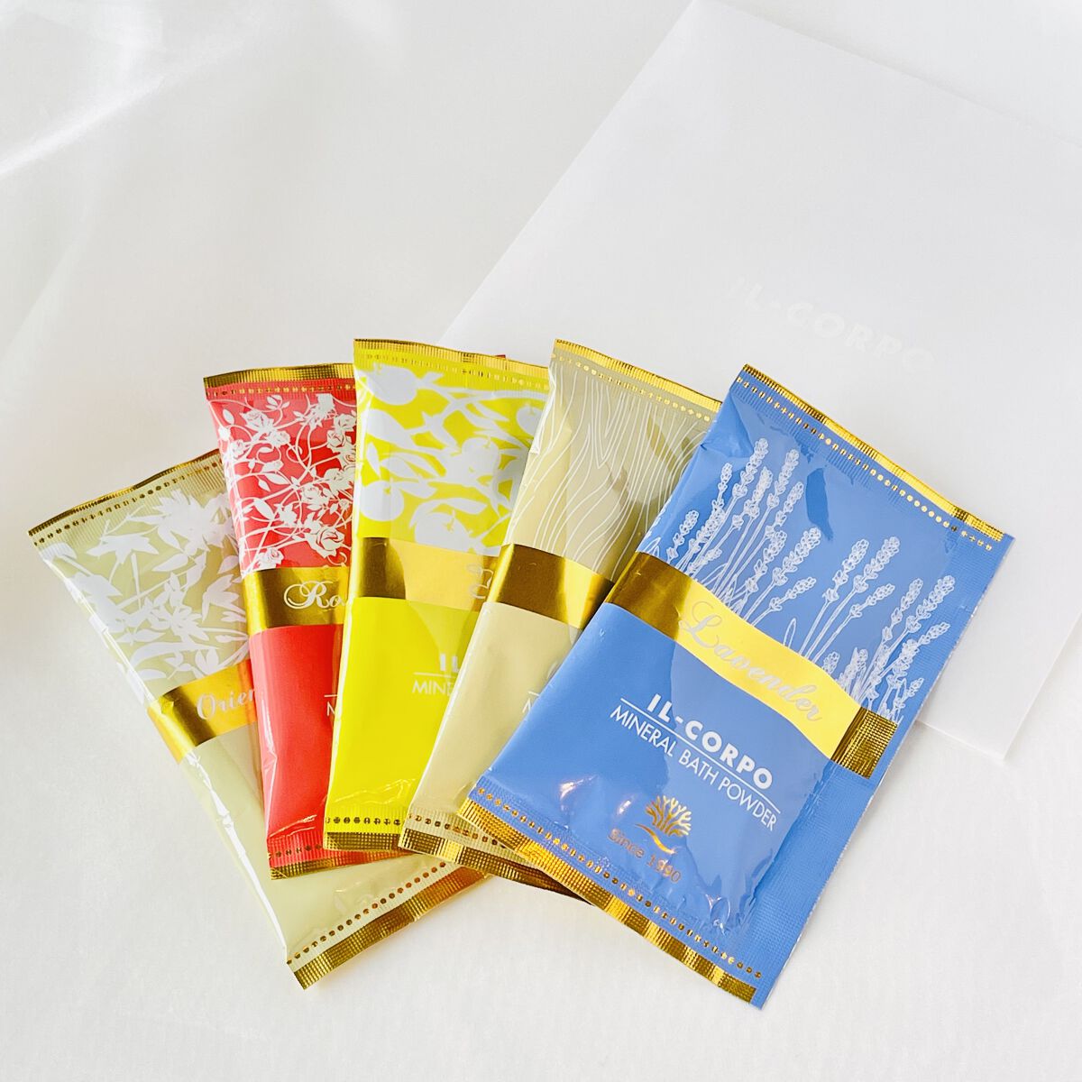 イルコルポ ミネラルバスパウダー グリーティングギフトのクチコミ「イルコルポは、海の恵みをたっぷりと取り入れたボディケアブランド✨
日本人に多い敏感肌のことを考.....」（1枚目）