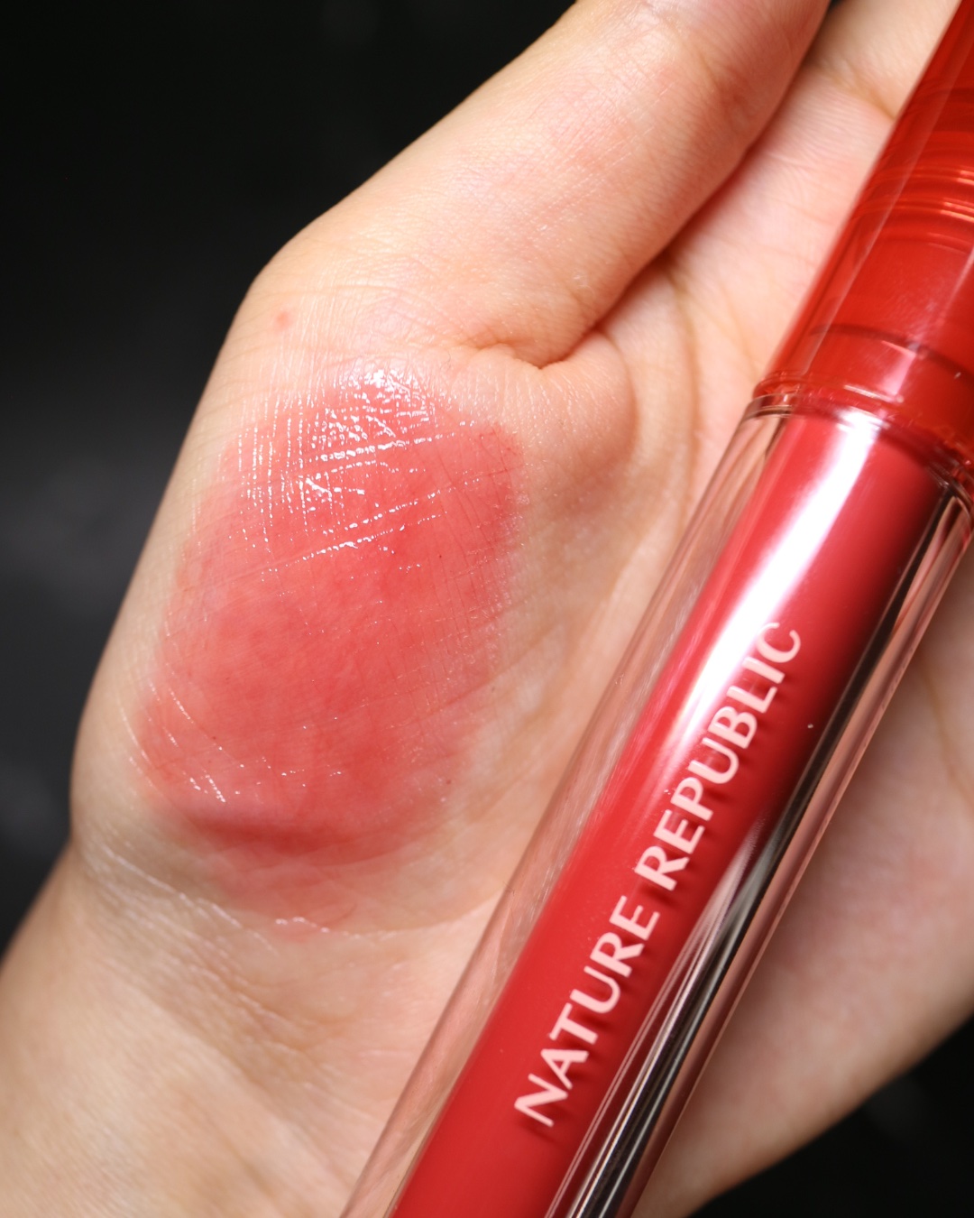 バイフラワーグラスデューティント/ネイチャーリパブリック/リップティントを使ったクチコミ（2枚目）