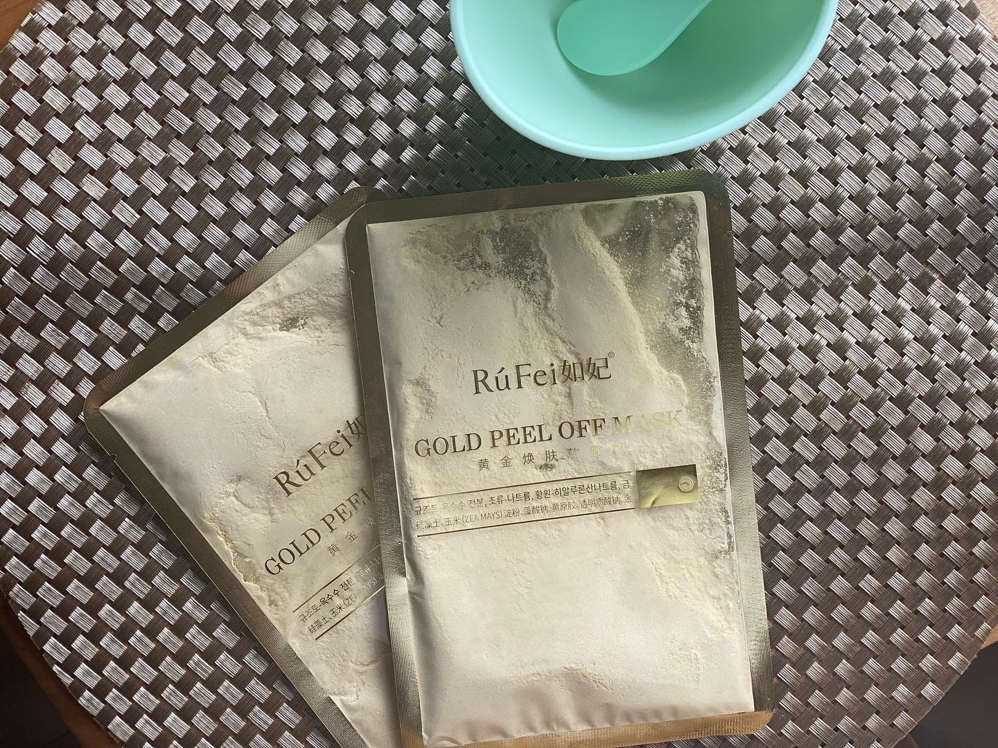 GOLD PEEL OFF MASK/RuFei如妃/シートマスク・パックを使ったクチコミ（1枚目）
