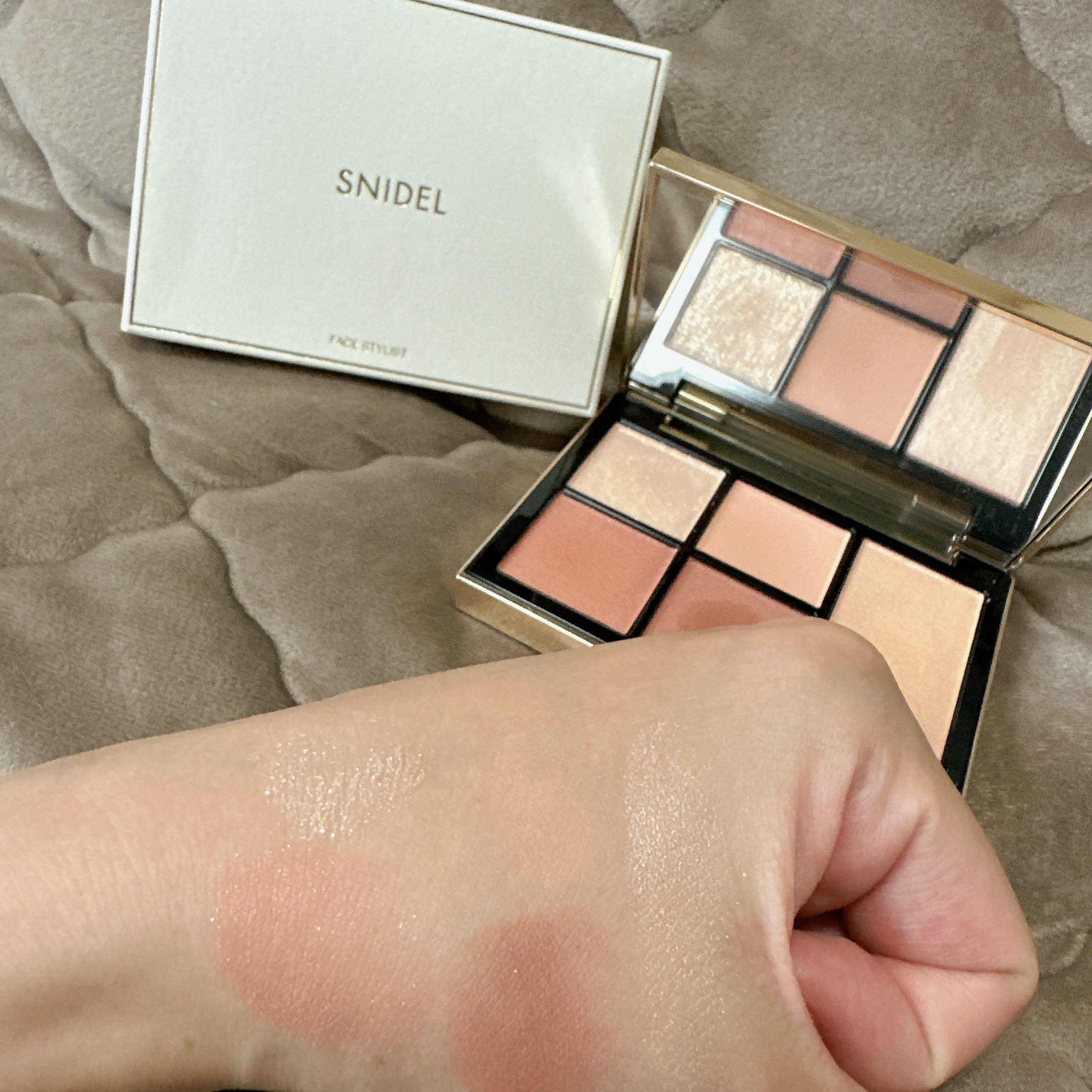フェイス スタイリスト/SNIDEL BEAUTY/アイシャドウパレットを使ったクチコミ（2枚目）
