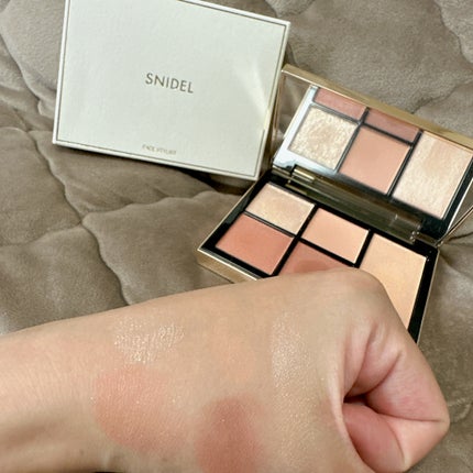 フェイス スタイリスト/SNIDEL BEAUTY/アイシャドウパレットを使ったクチコミ(2枚目)