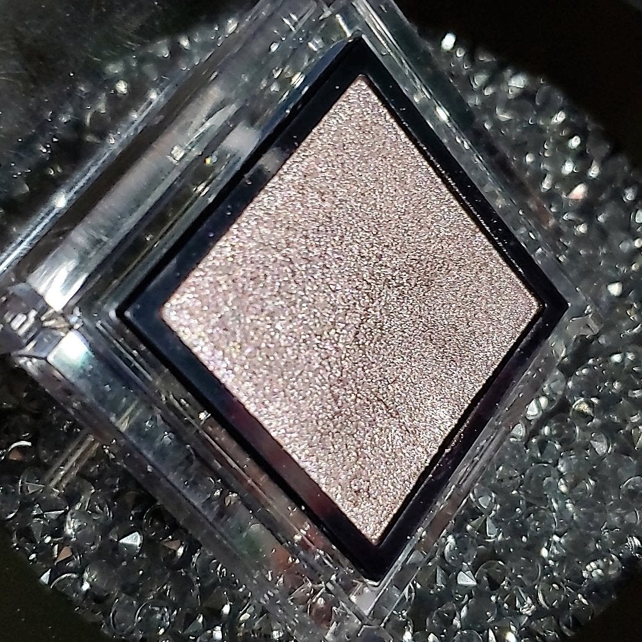 アディクション ザ アイシャドウ/ADDICTION/単色アイシャドウを使ったクチコミ(3枚目)