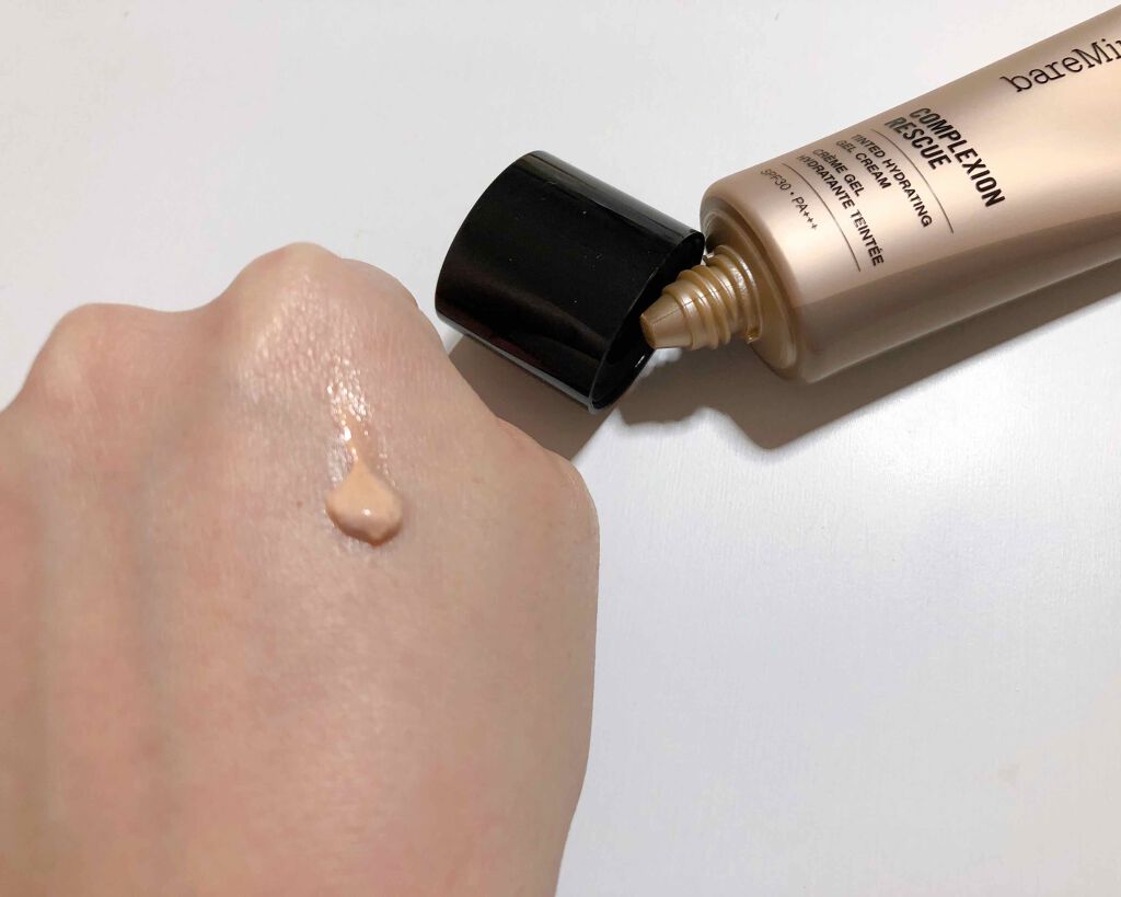 CR ティンテッド ジェル クリーム b/bareMinerals/クリーム・エマルジョンファンデーションを使ったクチコミ(2枚目)