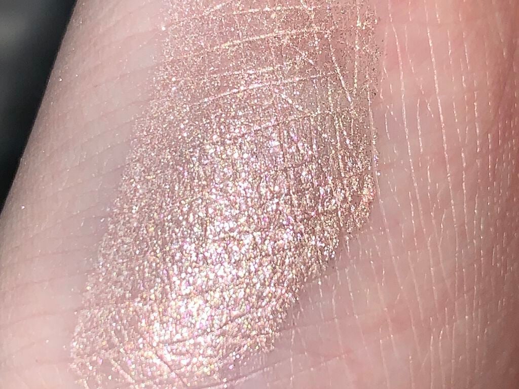 ðððð£ð€ . on LIPS ãA'PIEU/ãã©ãã©ã©ã¡ã坿ããã.á.áæ¶è¢ã«ãã¯ã³ãã€..ãïŒ4æç®ïŒ