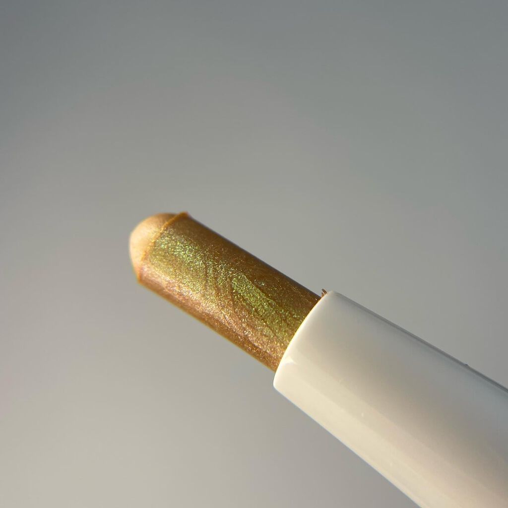 ロングウェア クリーム シャドウ スティック マルチクロム スカイワード/BOBBI BROWN/スティックアイシャドウを使ったクチコミ（2枚目）