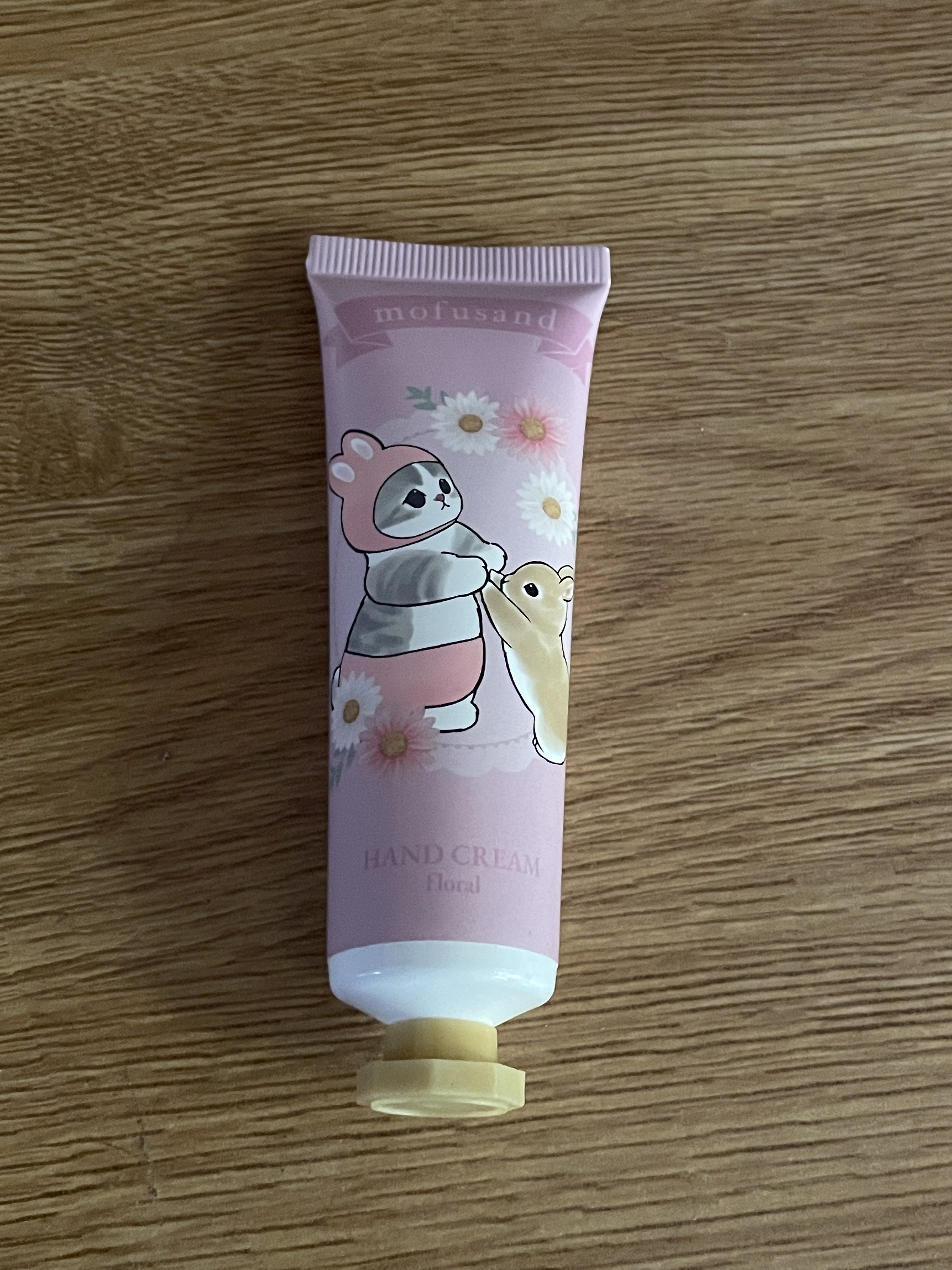 MDハンドクリーム<うさにゃん> フローラルの香り/SHOBIDO/ハンドクリームを使ったクチコミ（1枚目）