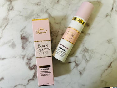 ボーン ディス ウェイ グロウ モイスチュアライジング メイクアップ プライマー/Too Faced/化粧下地を使ったクチコミ（1枚目）