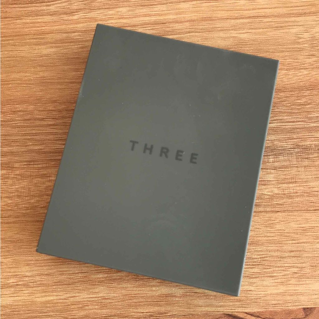 THREE シマリング グロー デュオ/THREE/クリームハイライトを使ったクチコミ(1枚目)