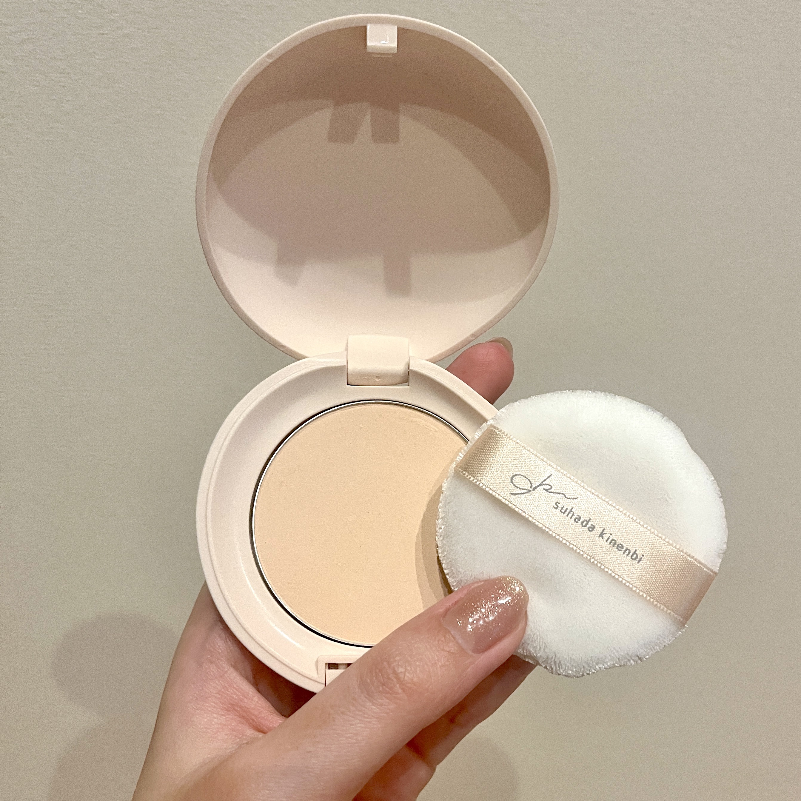 サナ　素肌記念日 スキンケアパウダー N/素肌記念日/プレストパウダーを使ったクチコミ（2枚目）