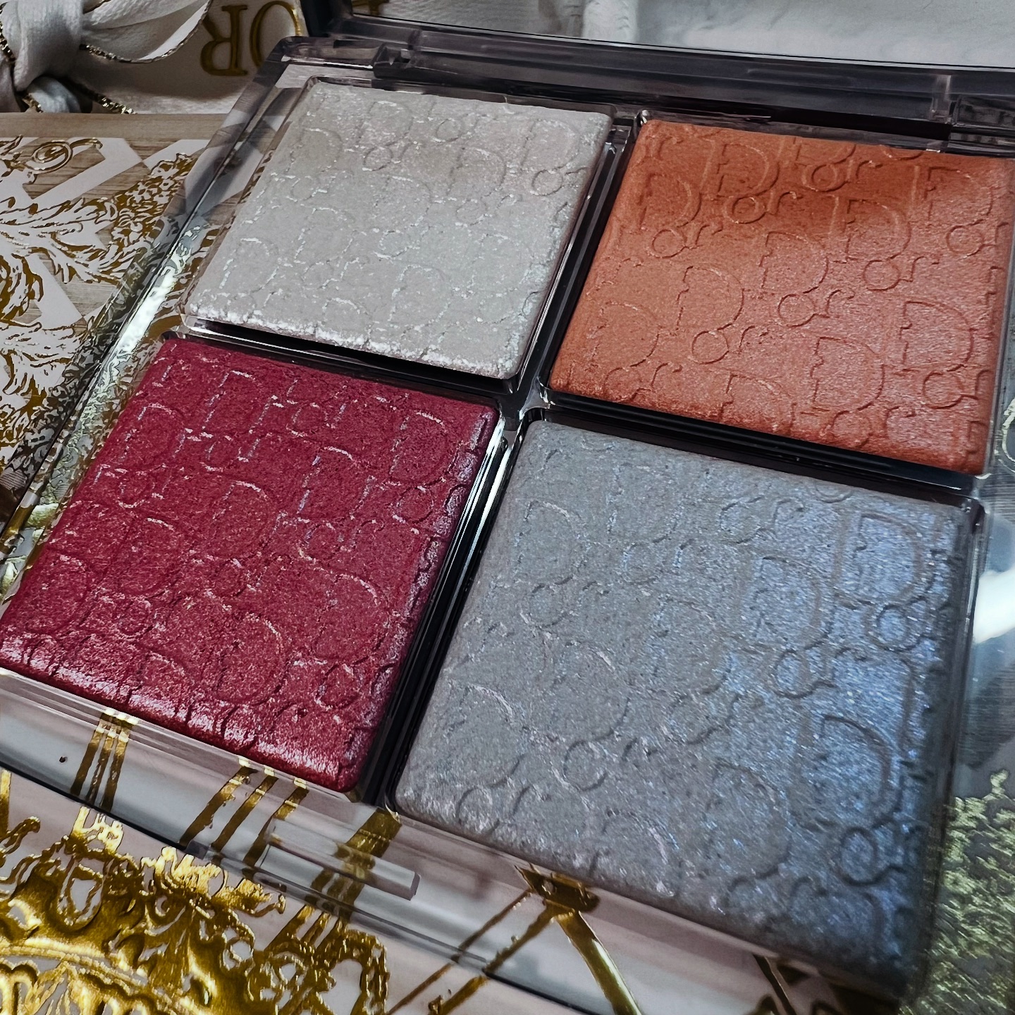 ディオール バックステージ フェイス グロウ パレット/Dior/ハイライトを使ったクチコミ（3枚目）