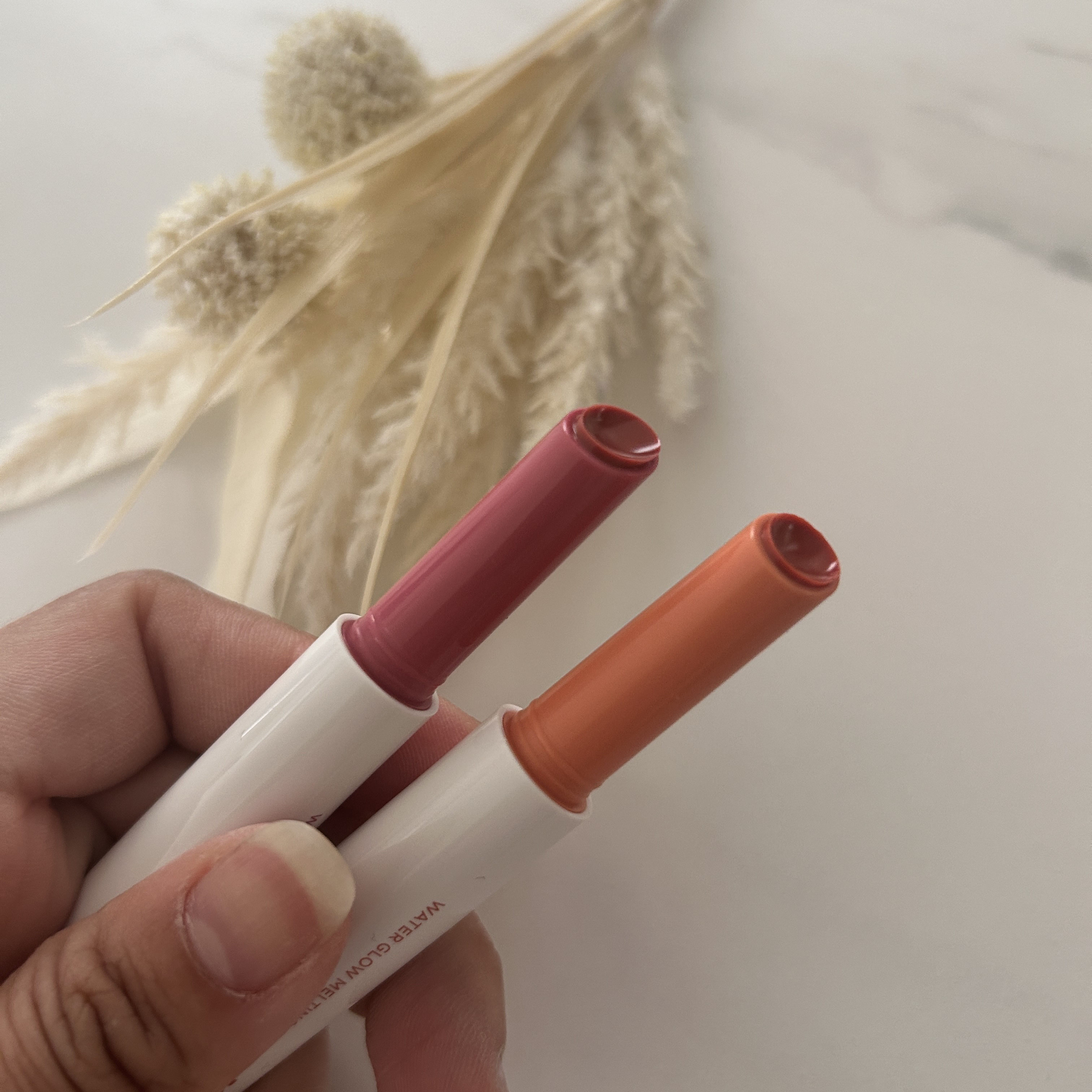 ウォーターグローメルティングバーム/INGA/口紅を使ったクチコミ（2枚目）