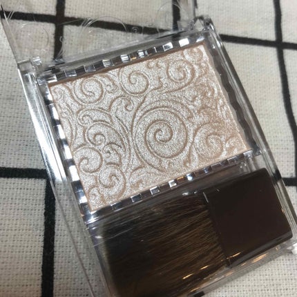 パールグロウハイライト/CEZANNE/パウダーハイライトを使ったクチコミ(3枚目)