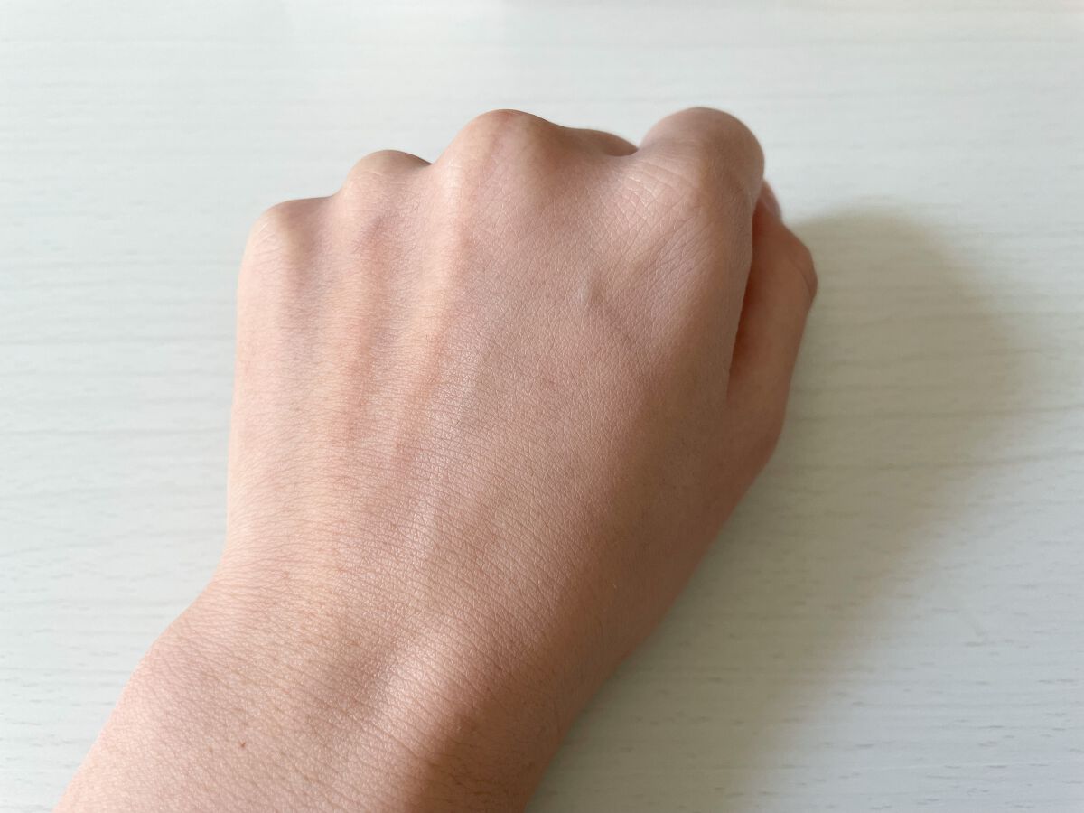 ハイパーカバーフィットクッション  グラファイト/APRILSKIN/クッションファンデーションを使ったクチコミ（3枚目）
