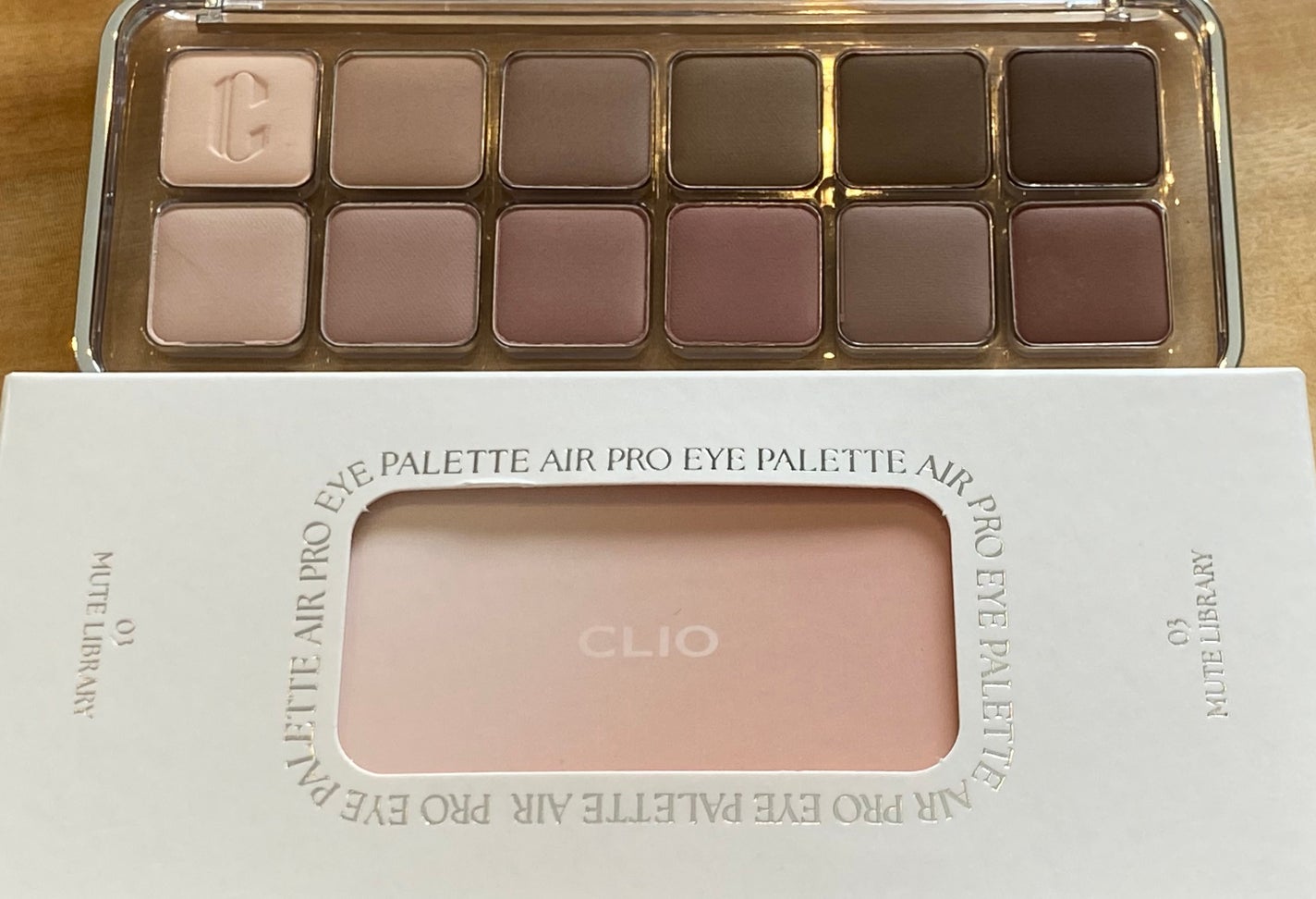 プロ アイ パレット エアー/CLIO/アイシャドウパレットを使ったクチコミ(4枚目)