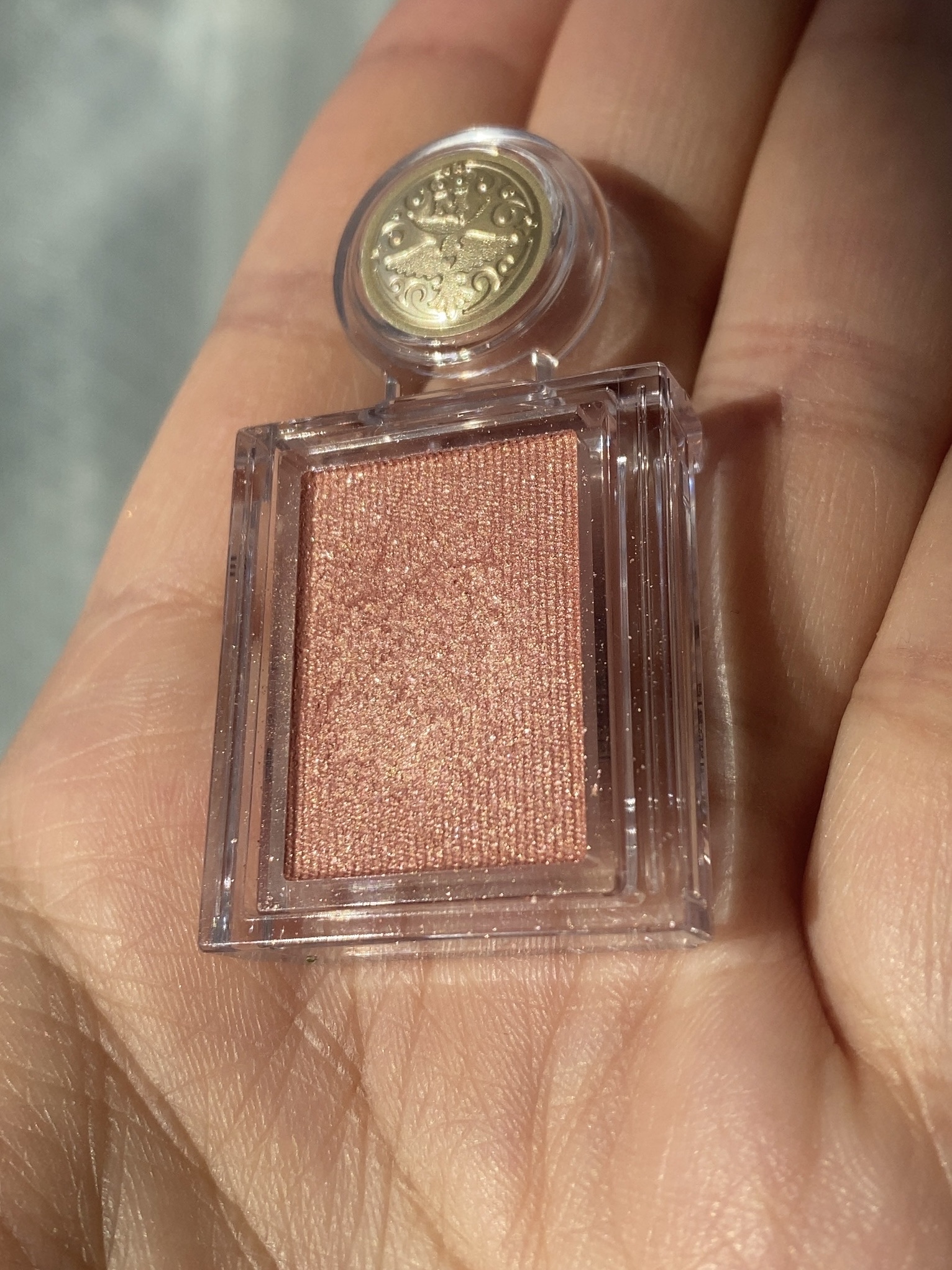 シャドーカスタマイズ BE330 マサラチャイ/MAJOLICA MAJORCA/単色アイシャドウを使ったクチコミ（2枚目）