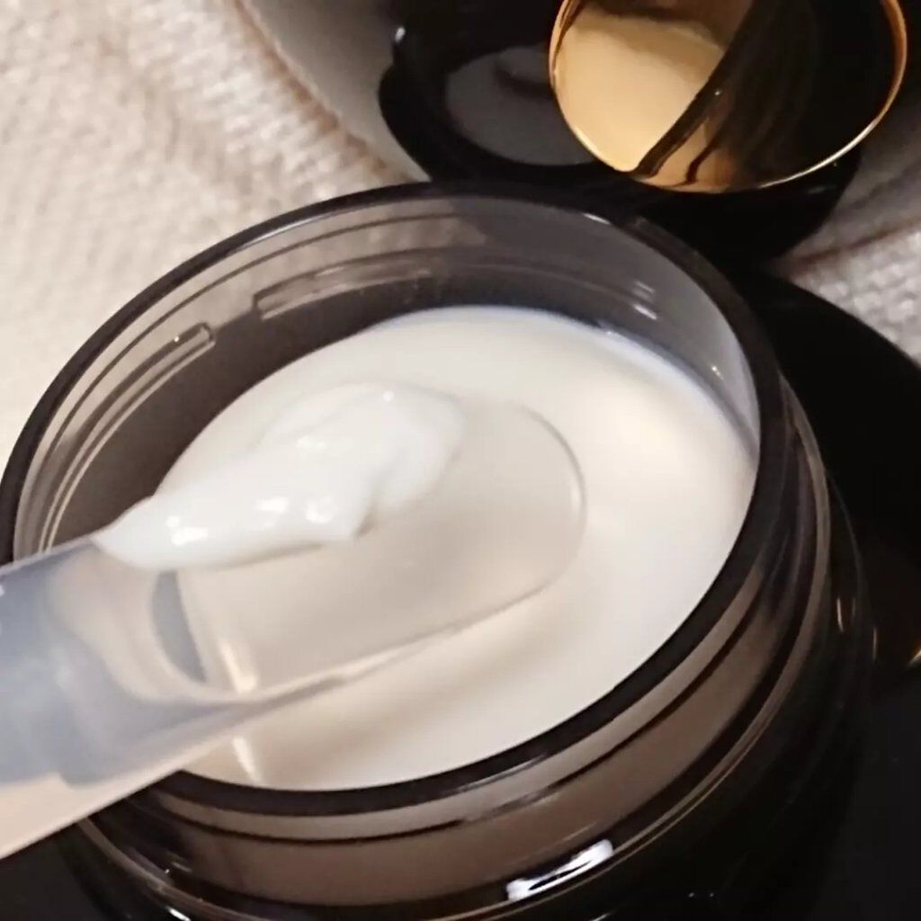 プレミアムパーフェクトクリーム/ライスフォース/フェイスクリームを使ったクチコミ(4枚目)