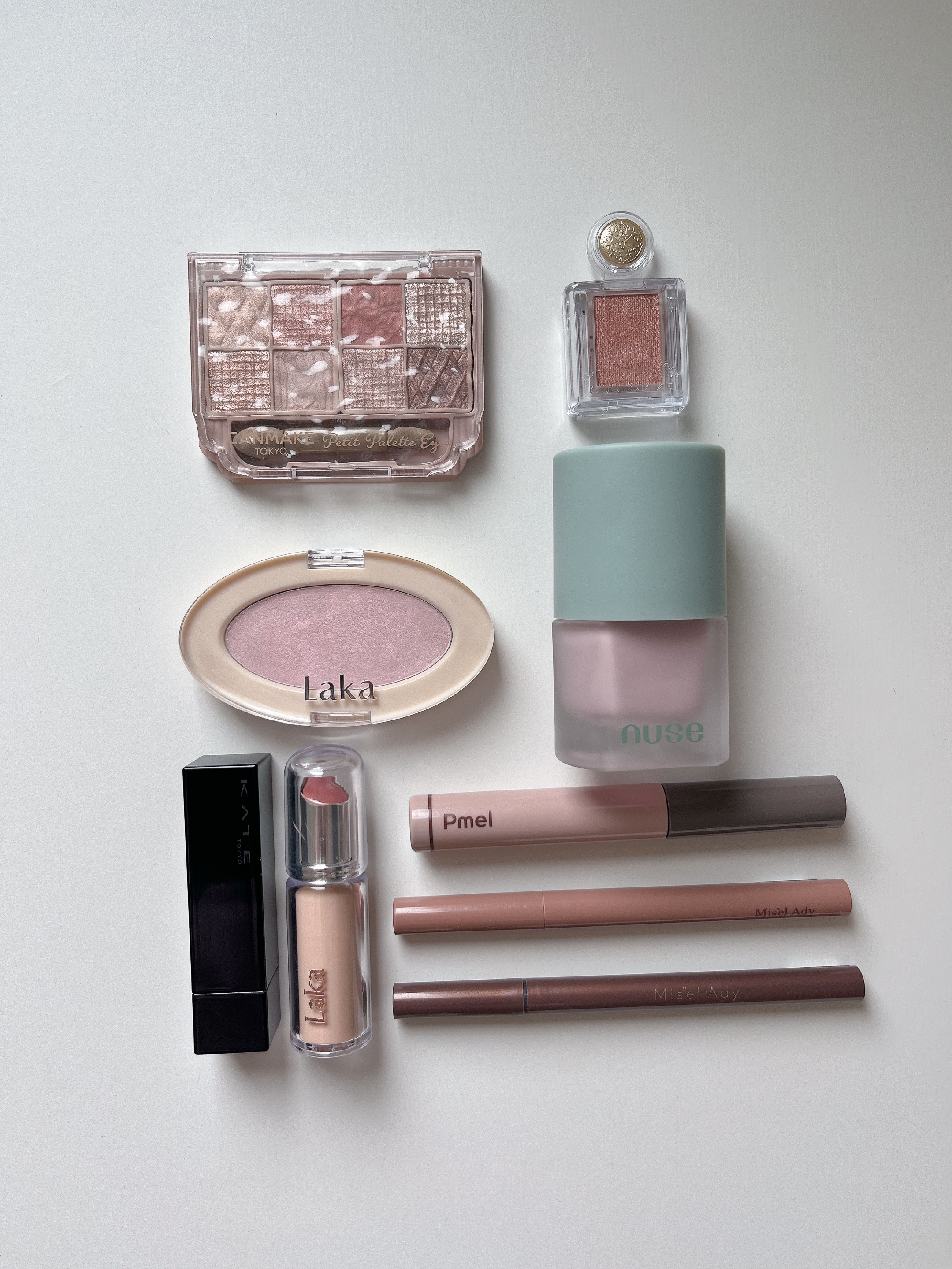 シャドーカスタマイズ/MAJOLICA MAJORCA/単色アイシャドウを使ったクチコミ（1枚目）