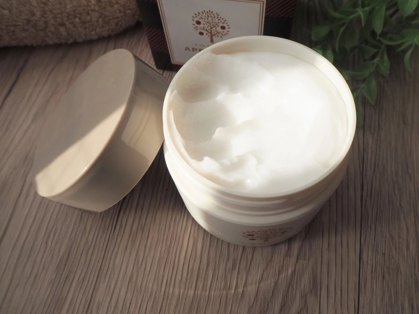 オーガニックスパークリングシャンプー アップルティーの香り/b.ris/市販シャンプーを使ったクチコミ(4枚目)