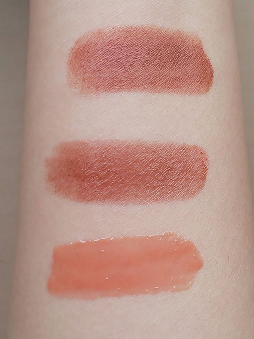 はちか on LIPS 「イエベ秋のお気に入りリップを5つご紹介します💕rom&ndゼロ..」(4枚目)