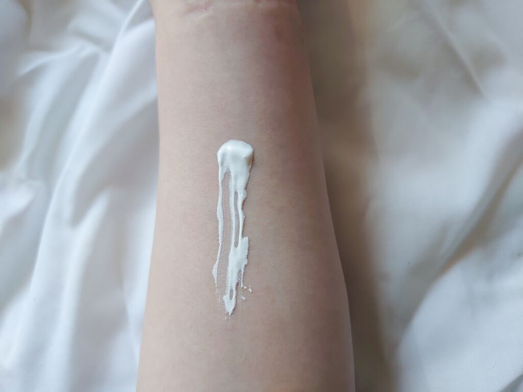 トーンアップクリーム　ミルクホワイト/モウシロ/化粧下地を使ったクチコミ（3枚目）