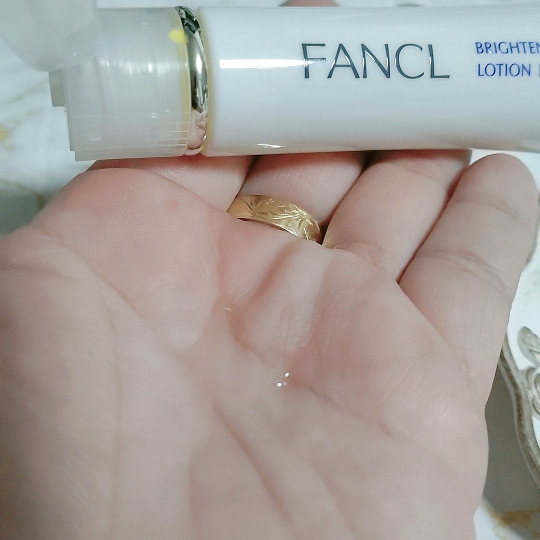 ブライトニング 化粧液 II しっとり<医薬部外品>/ファンケル/化粧水を使ったクチコミ(6枚目)