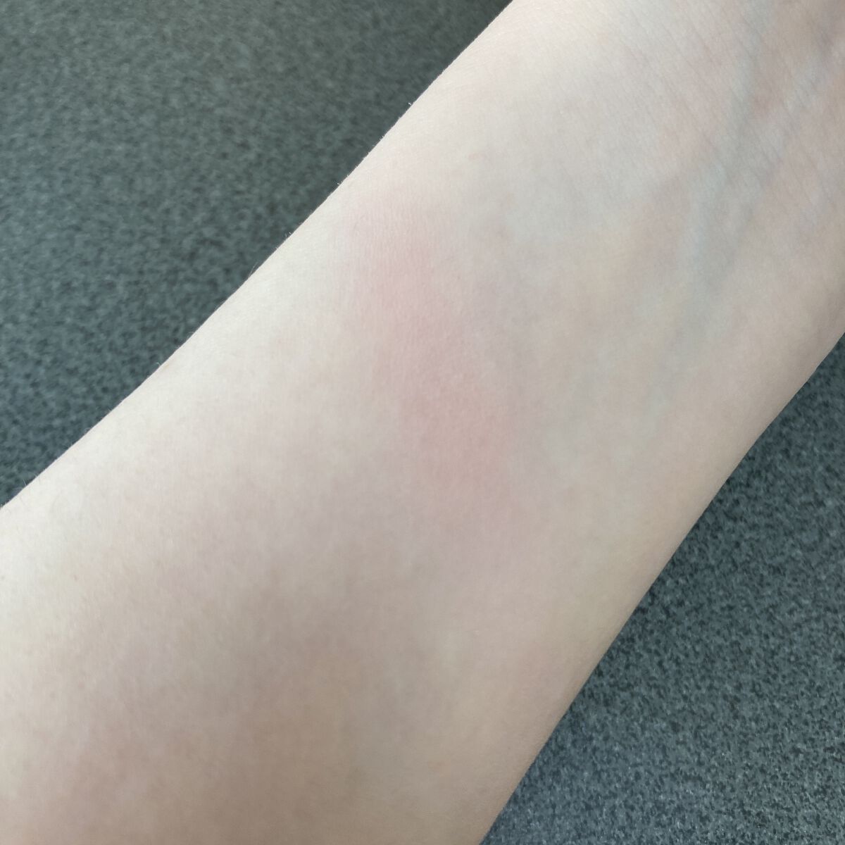 ナチュラル チークN 12 コーラルピンク/CEZANNE/パウダーチークを使ったクチコミ（3枚目）