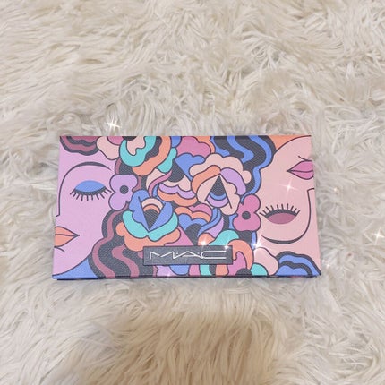 M・A・C スモールアイシャドウ×8クールのクチコミ「M・A・C
スモールアイシャドウ×8クール🌿🌿
アイシャドウが使いやすい♡
マスカラとアイラ.....」(2枚目)