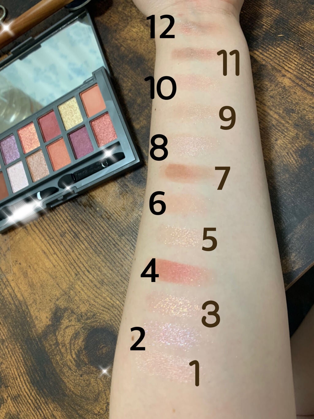 azusa✿フォロバ100% on LIPS 「AUSアイシャドウパレットまさかの!!!3COINSで発見!皆..」(3枚目)