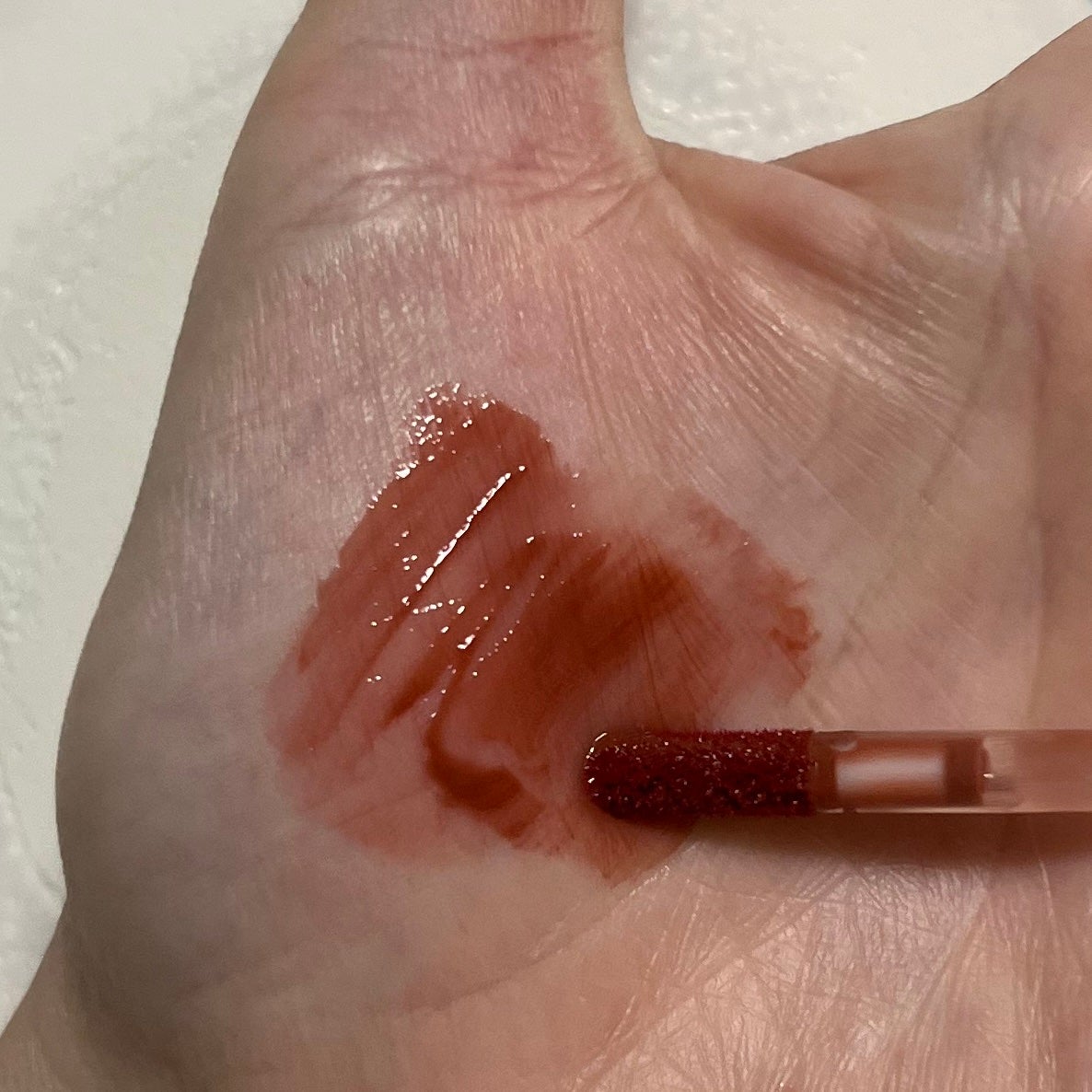 ジューシーラスティングティント/rom&nd/リップティントを使ったクチコミ(3枚目)