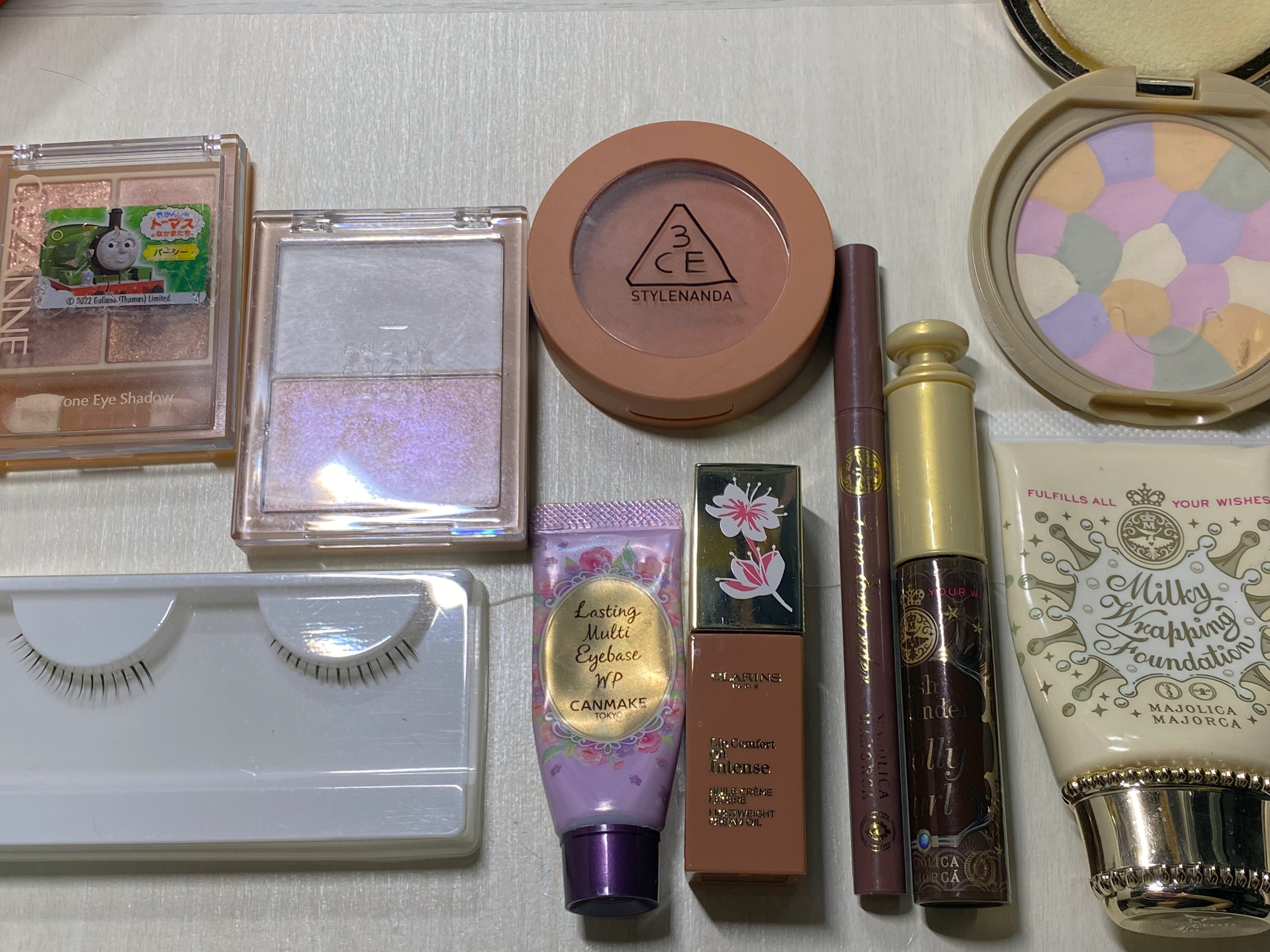 ラスティングマルチアイベース WP/キャンメイク/アイシャドウベースを使ったクチコミ（2枚目）