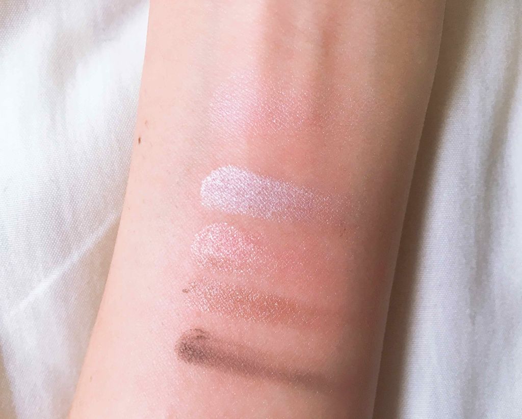 ブラシひと塗りシャドウ 562 ピンク系 / オーブ(AUBE) | LIPS