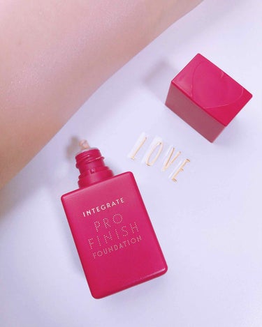 インテグレート  
プロフィニッシュリキッド
（オークル30）

SPF30
PA+++

❤️インテグレート  大好き❤️

1600円とプチプラなのに
カバー力あり！

自然なツヤが出て透け感のある