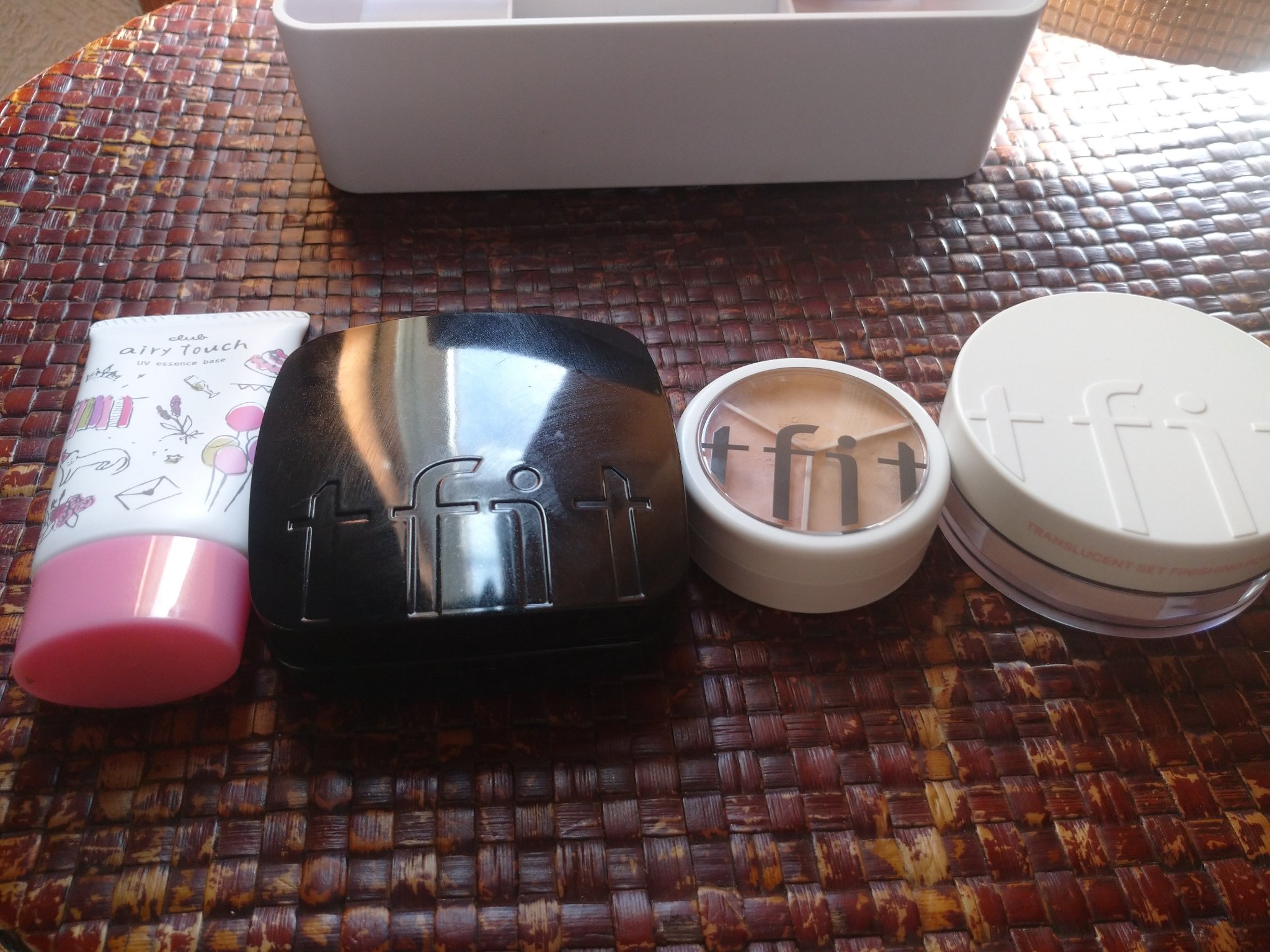 エアリータッチ UVエッセンスベース/クラブ/化粧下地を使ったクチコミ（1枚目）