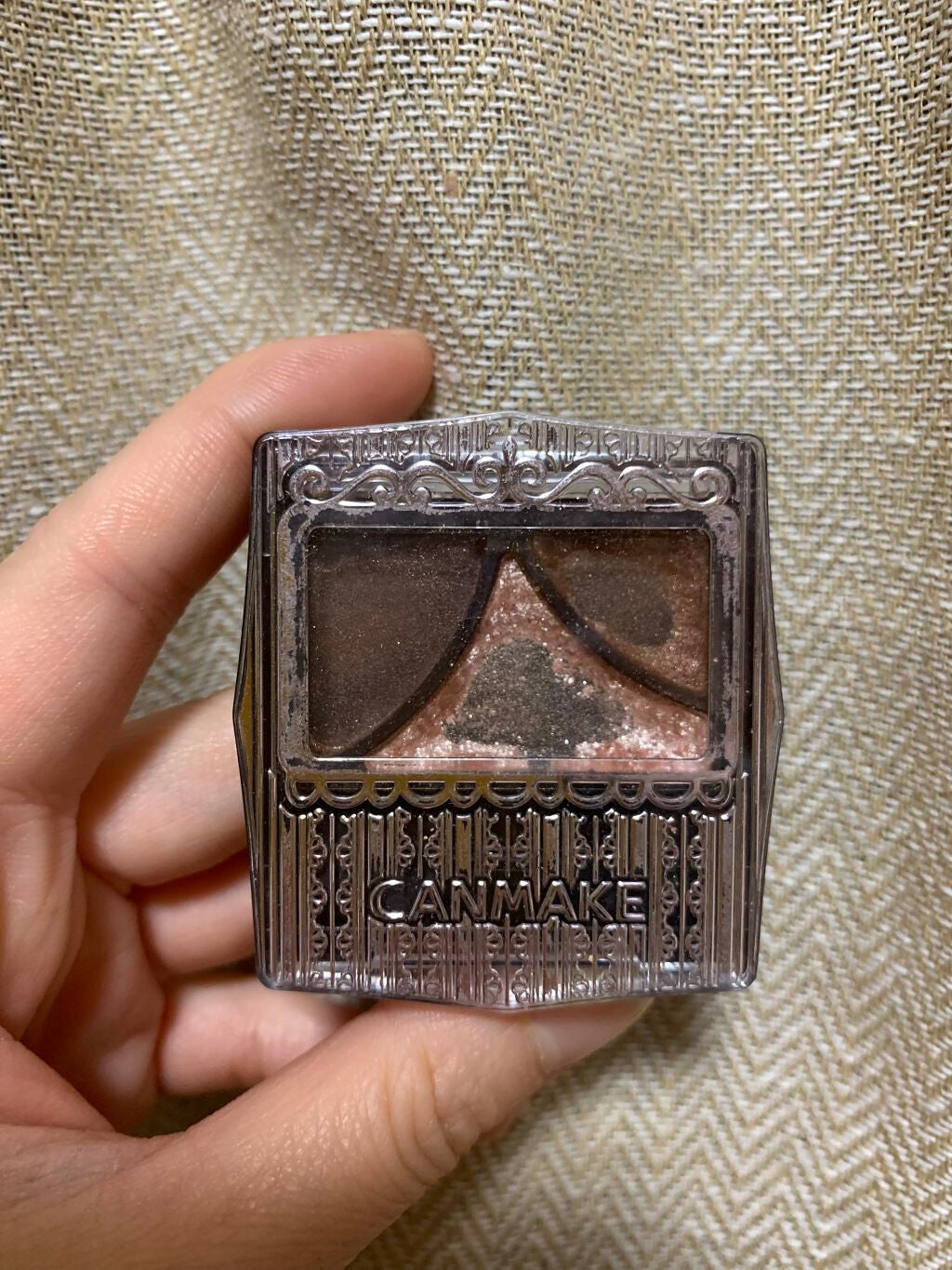 ジューシーピュアアイズ/キャンメイク/アイシャドウパレットを使ったクチコミ(1枚目)