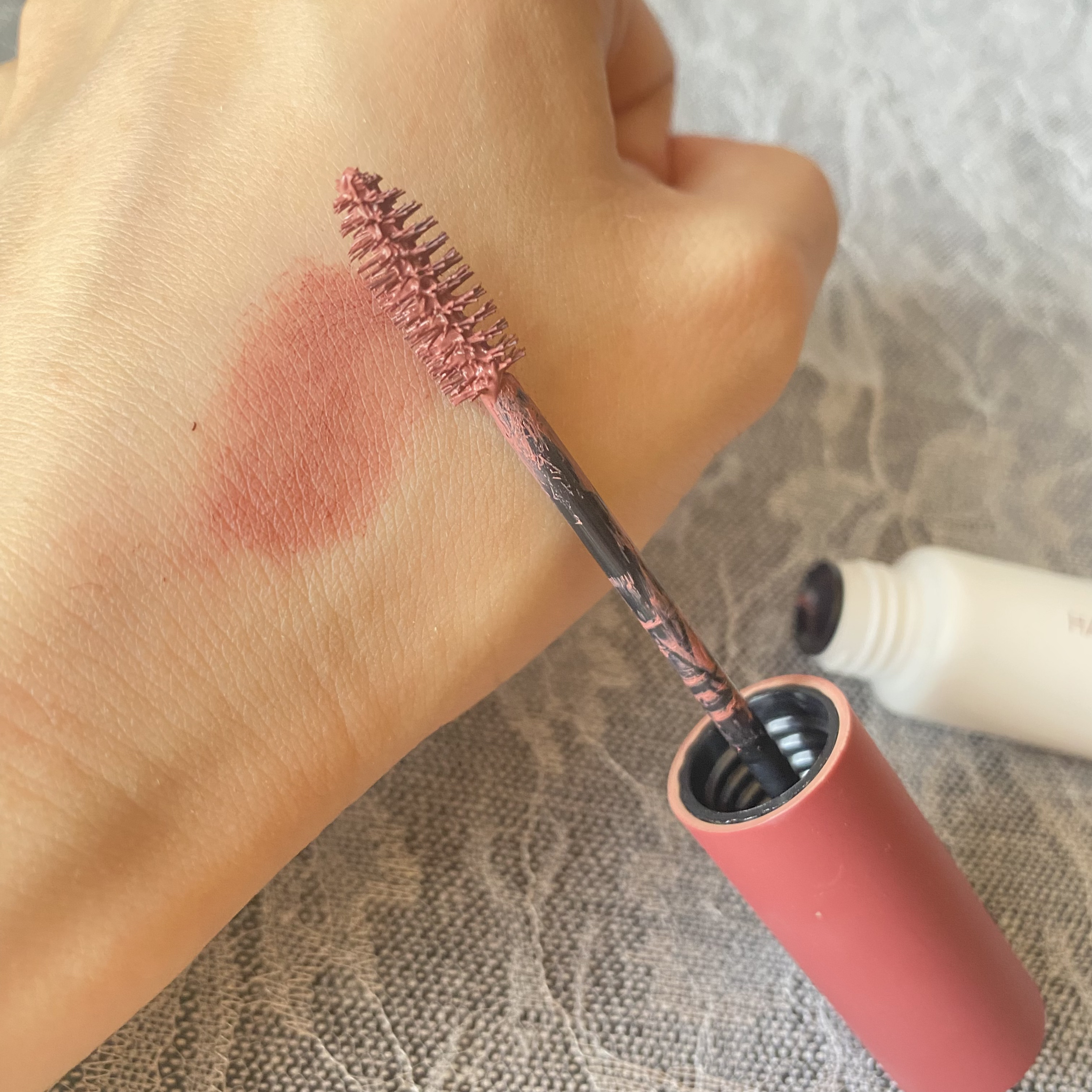 ハンオールブロウカラ 06 ベリーオーキッド(BERRY ORCHID)(日本限定)/rom&nd/眉マスカラを使ったクチコミ（3枚目）