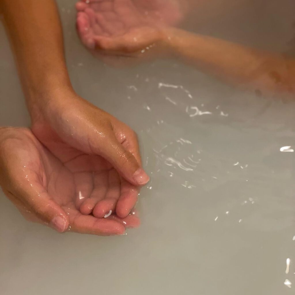 おリボンママ on LIPS 「【バスクリン♡】\乳白色で潤う💕/お..」(8枚目)