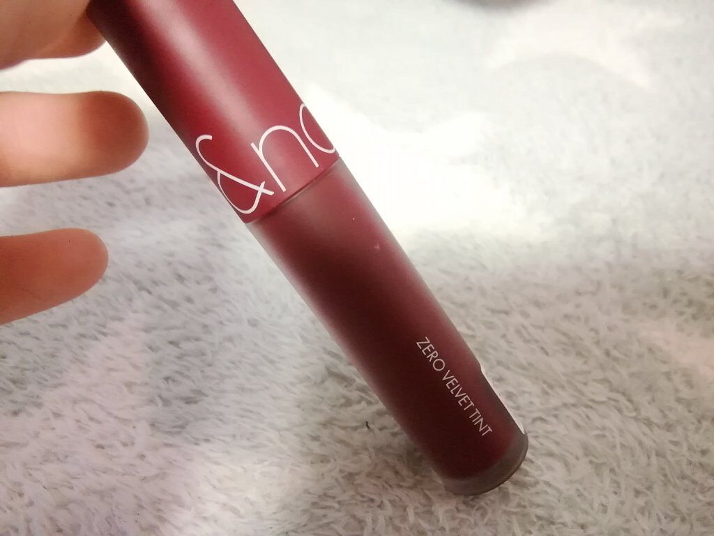 ゼロベルベットティント 21 ヴィランベスト(VILLAIN VEST)/rom&nd/リップティントを使ったクチコミ（1枚目）