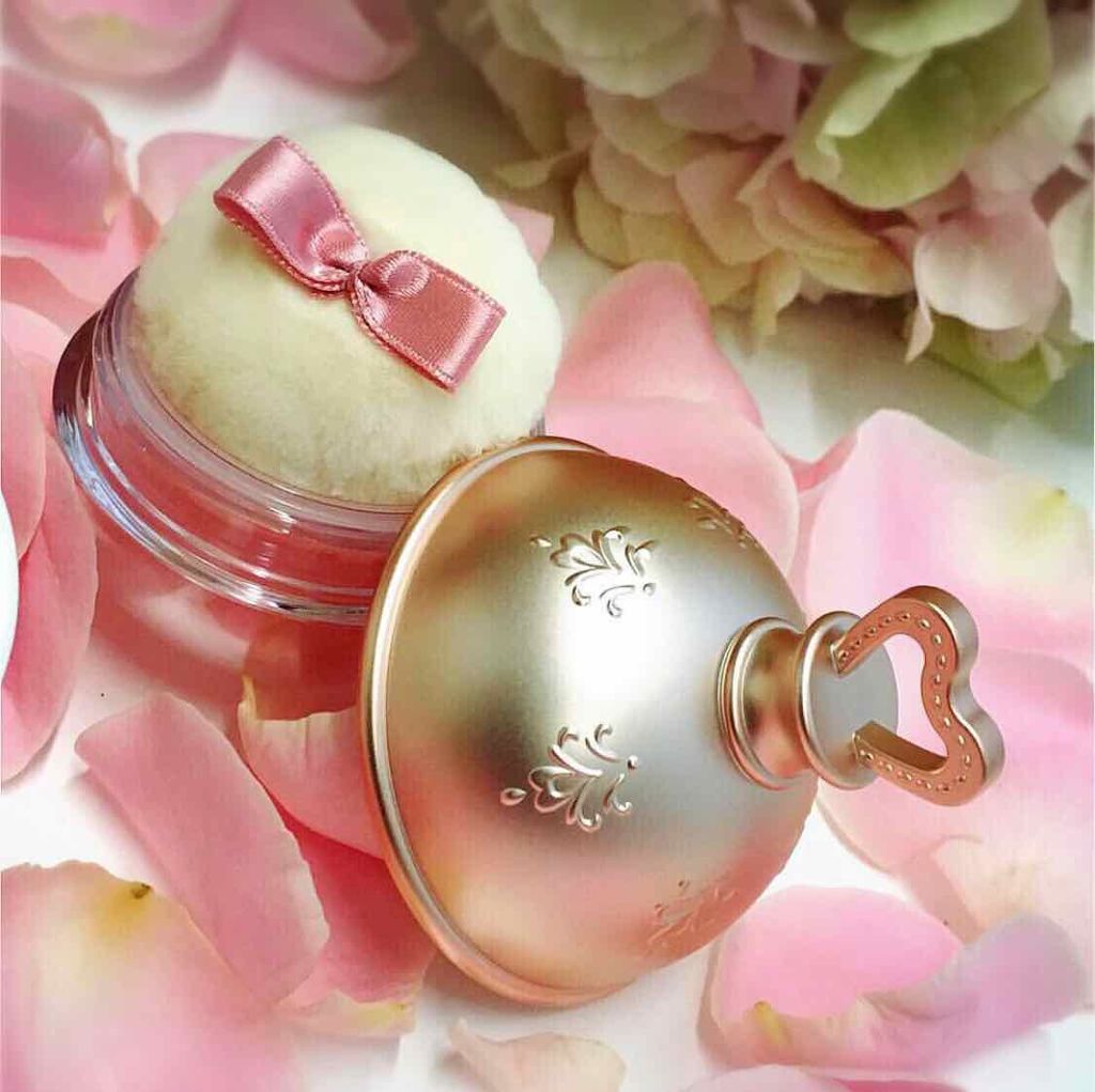 パウダー チーク カラー/レ・メルヴェイユーズ ラデュレ/パウダーチークを使ったクチコミ(2枚目)